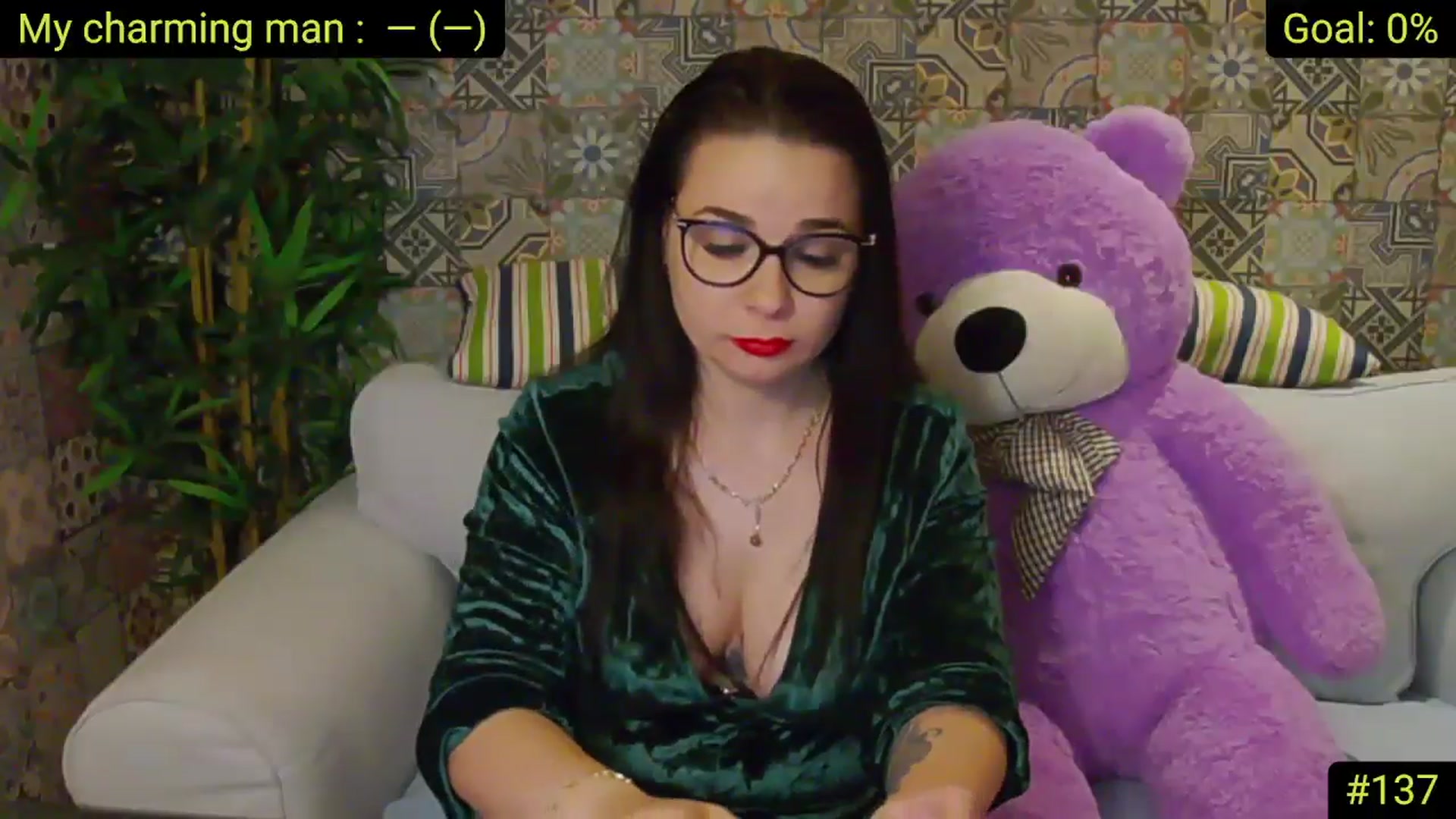 Gallery image thumbnail from AliciaKristal's myfreecams stream on, 05/15/2025, 23:35 image 2 of 20