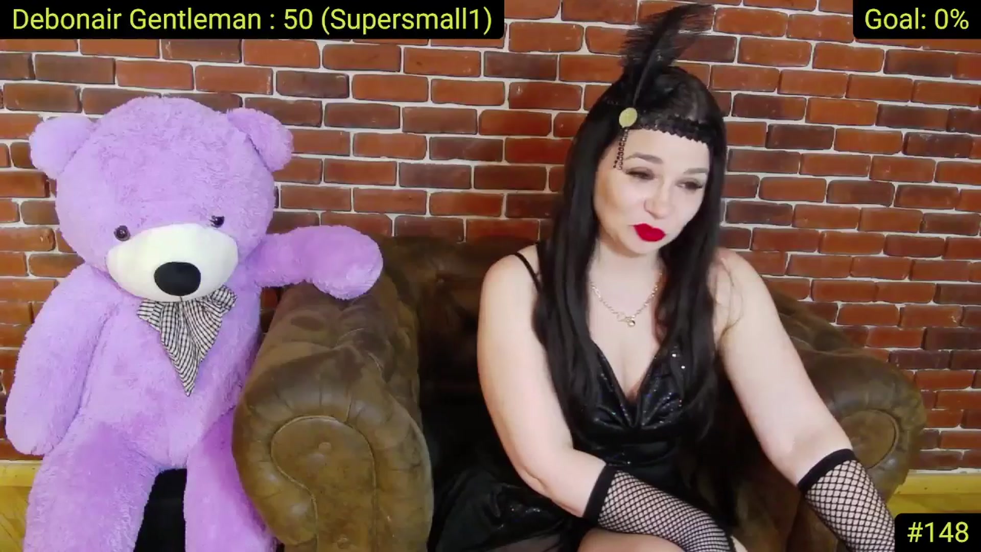 Gallery image thumbnail from AliciaKristal's myfreecams stream on, 05/17/2025, 21:52 image 13 of 20