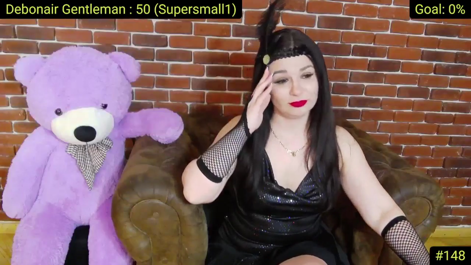 Gallery image thumbnail from AliciaKristal's myfreecams stream on, 05/17/2025, 21:52 image 18 of 20