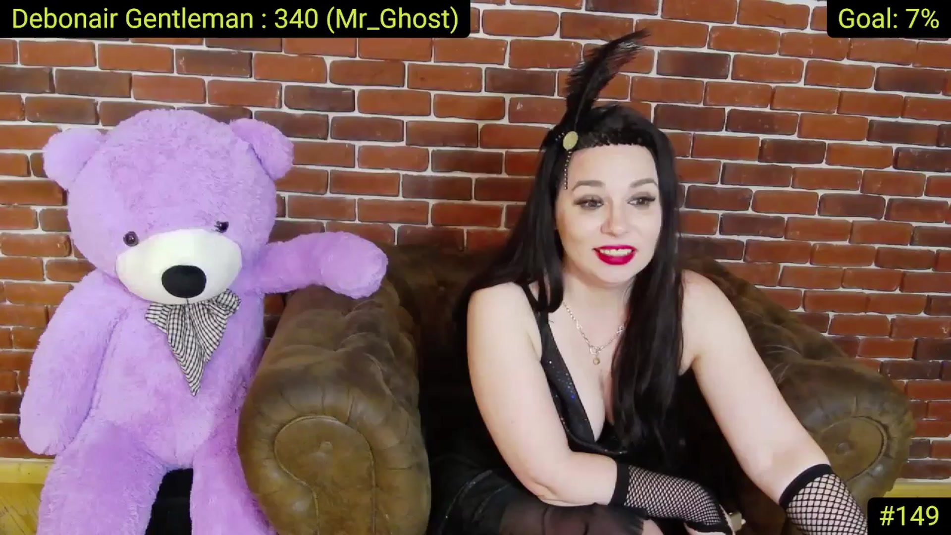Gallery image thumbnail from AliciaKristal's myfreecams stream on, 05/18/2025, 01:00 image 17 of 20