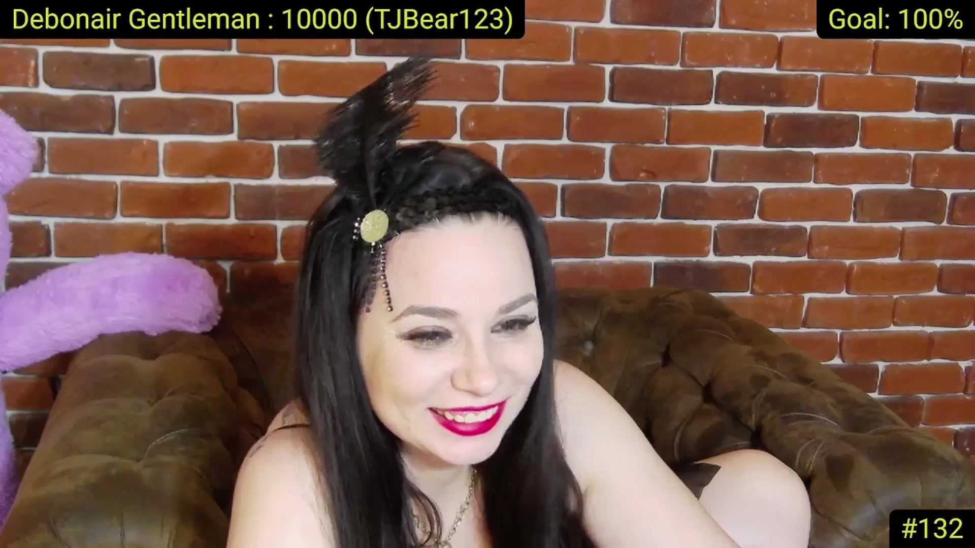 Gallery image thumbnail from AliciaKristal's myfreecams stream on, 05/18/2025, 03:36 image 18 of 20