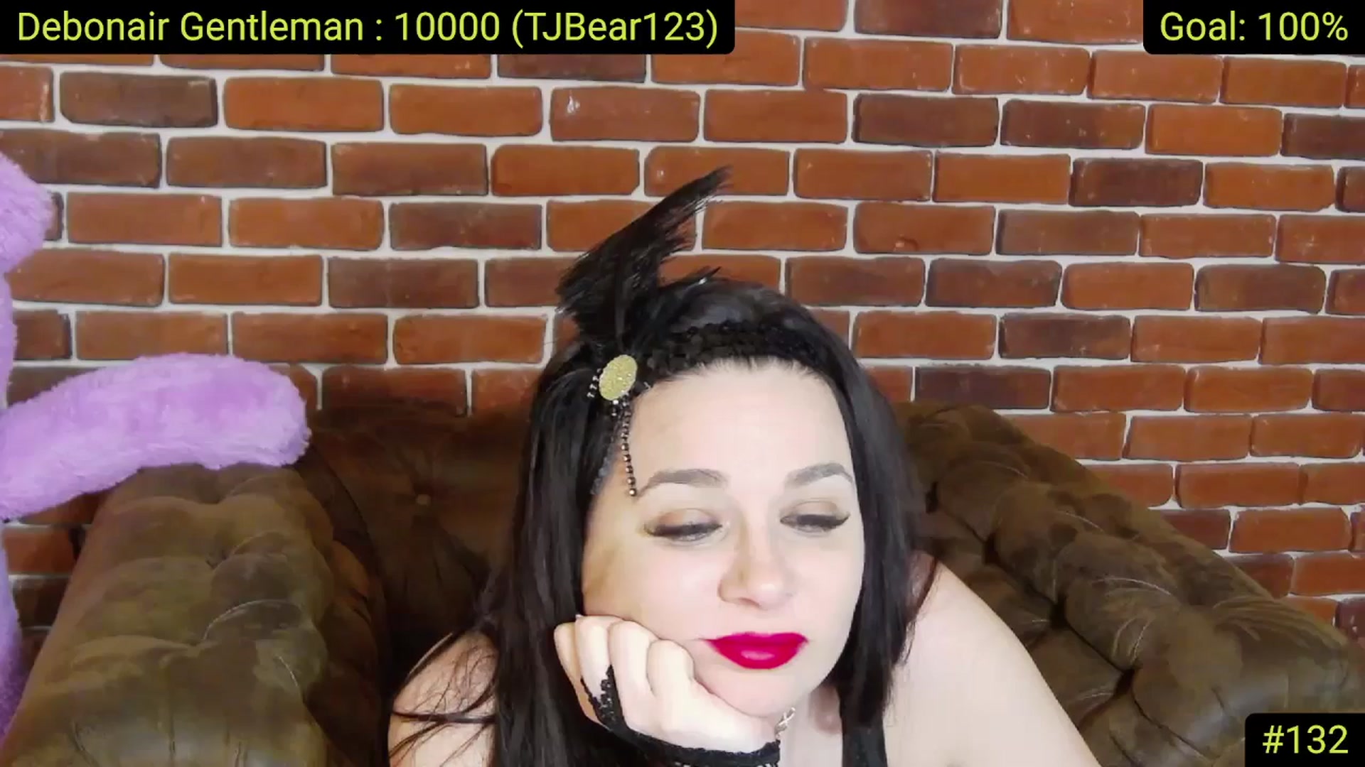 Gallery image thumbnail from AliciaKristal's myfreecams stream on, 05/18/2025, 03:36 image 15 of 20