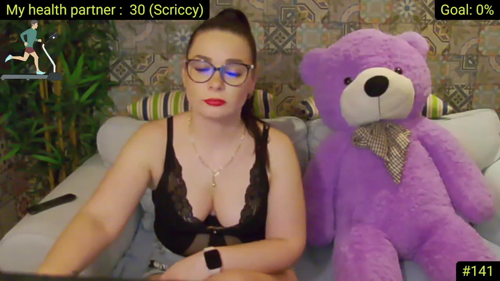 Gallery image thumbnail from AliciaKristal's myfreecams stream on, 05/19/2025, 24:35 image 13 of 20