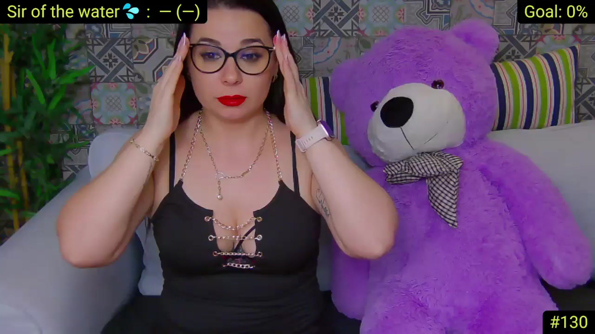 Gallery image thumbnail from AliciaKristal's myfreecams stream on, 05/24/2025, 03:52 image 1 of 20