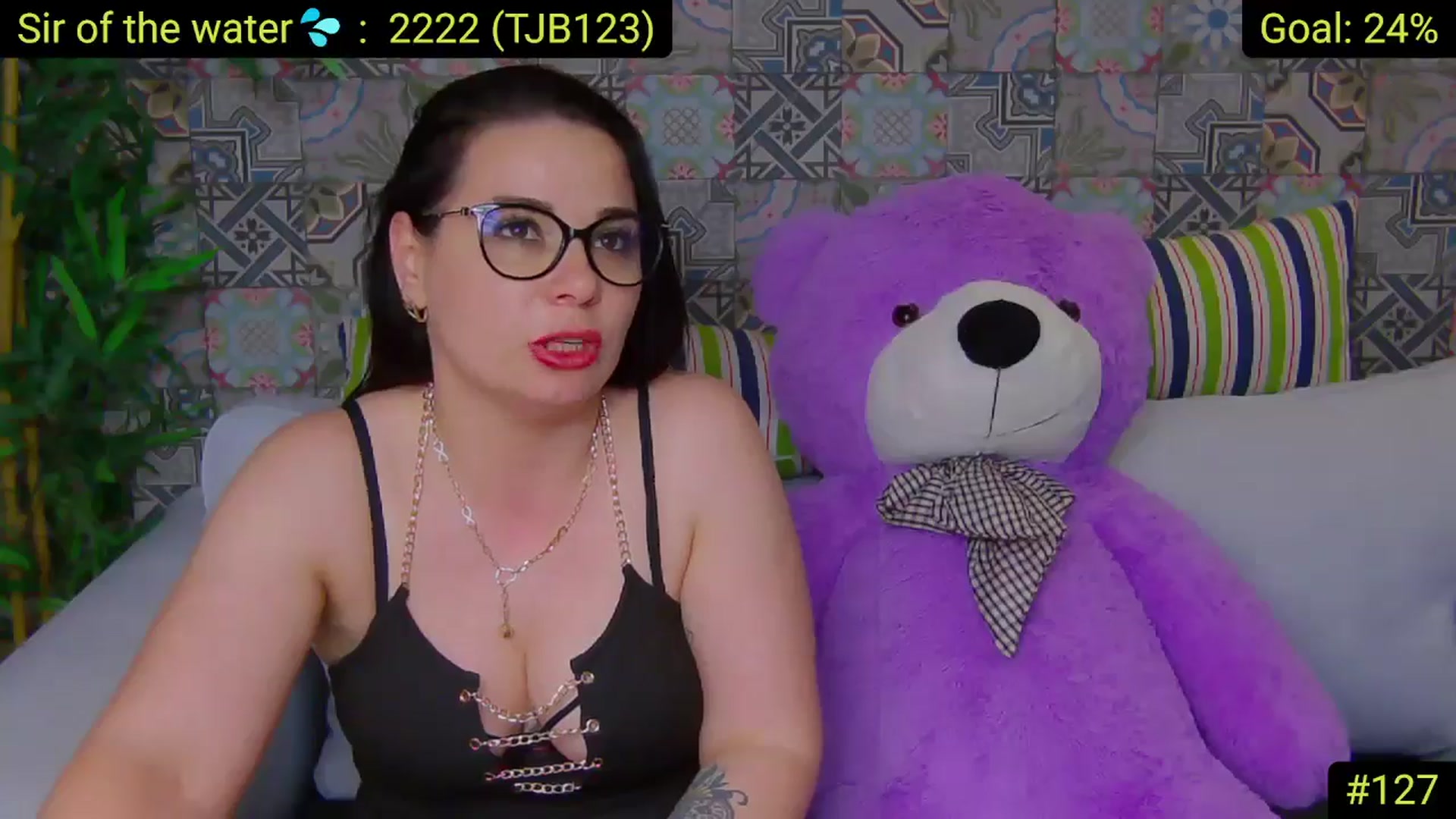 Gallery image thumbnail from AliciaKristal's myfreecams stream on, 05/24/2025, 03:52 image 16 of 20