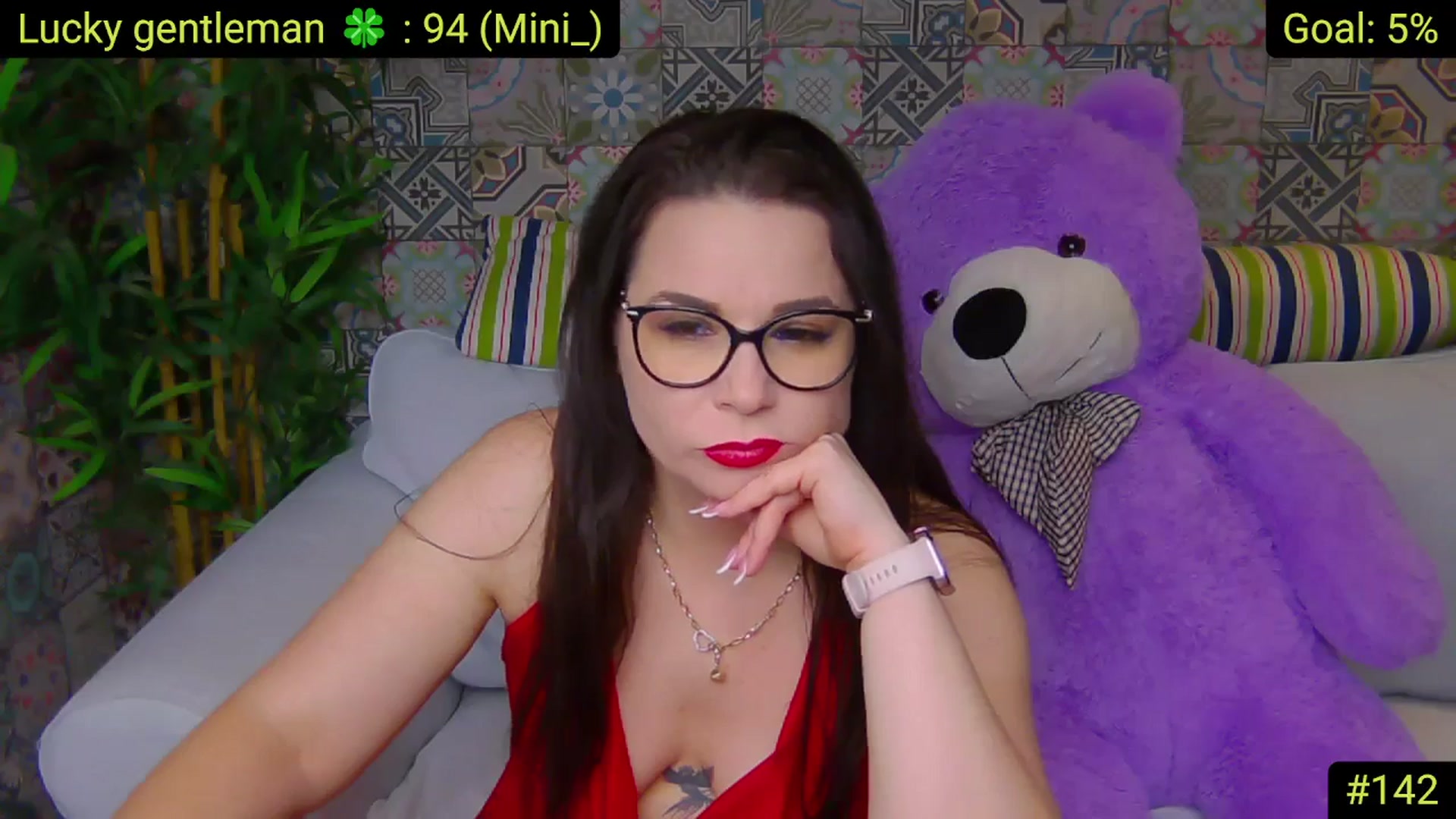 Gallery image thumbnail from AliciaKristal's myfreecams stream on, 05/28/2025, 23:10 image 9 of 20