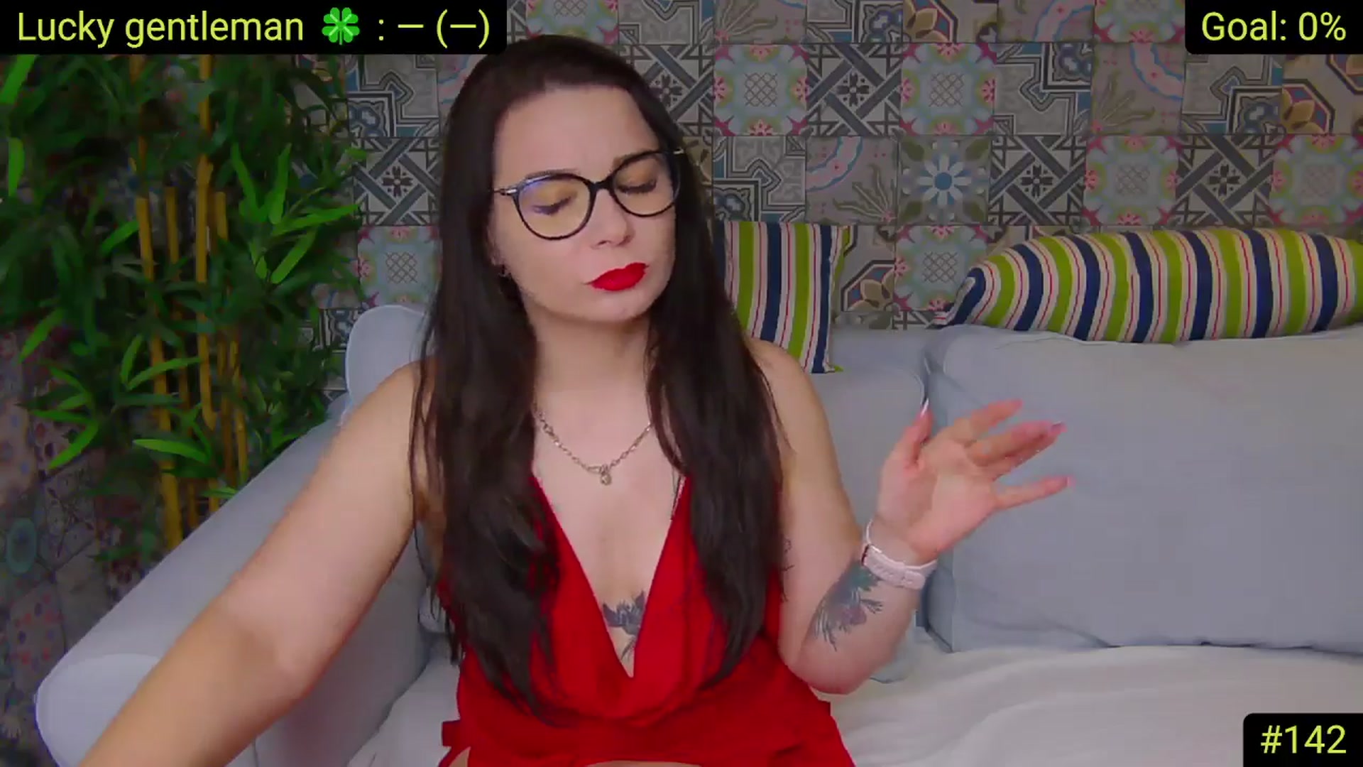 Gallery image thumbnail from AliciaKristal's myfreecams stream on, 05/28/2025, 23:10 image 2 of 20