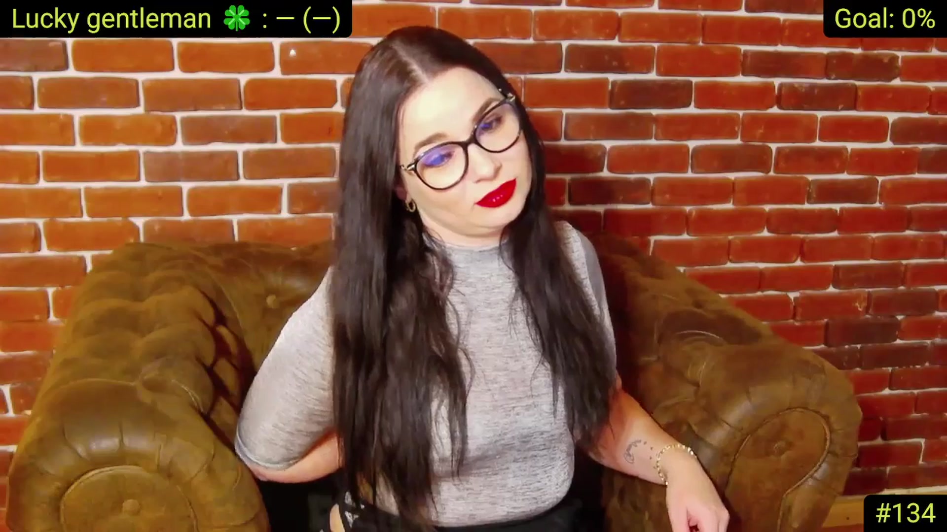Gallery image thumbnail from AliciaKristal's myfreecams stream on, 05/29/2025, 23:14 image 7 of 20