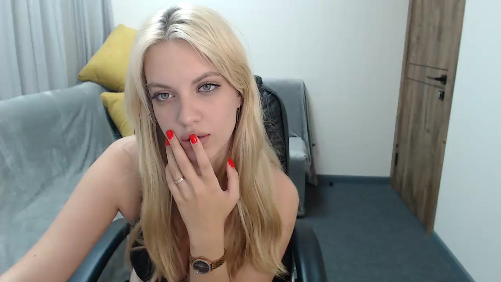 Gallery image thumbnail from AliciaOcean's myfreecams stream on, 06/08/2025, 12:47 image 1 of 20