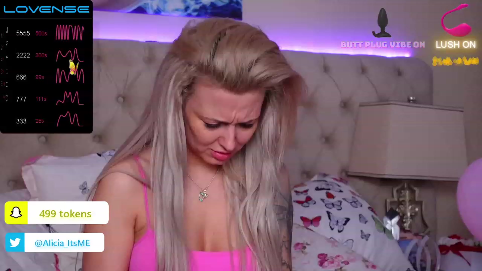 Gallery image thumbnail from AliciaRey's myfreecams stream on, 03/18/2023, 15:24 image 4 of 20