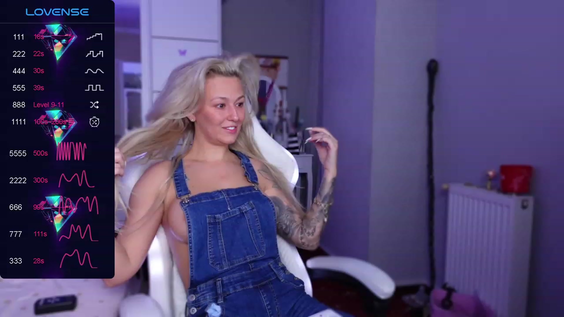 Gallery image thumbnail from AliciaRey's myfreecams stream on, 11/19/2023, 15:48 image 18 of 20