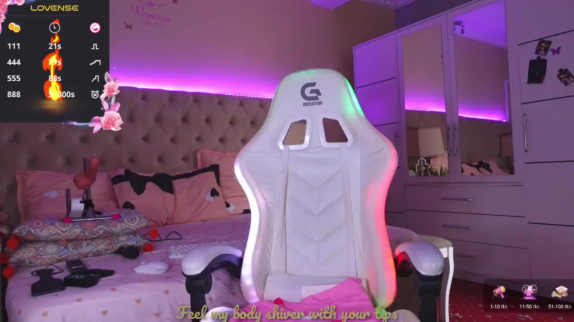Gallery image thumbnail from AliciaRey's myfreecams stream on, 10/13/2024, 12:21 image 13 of 20