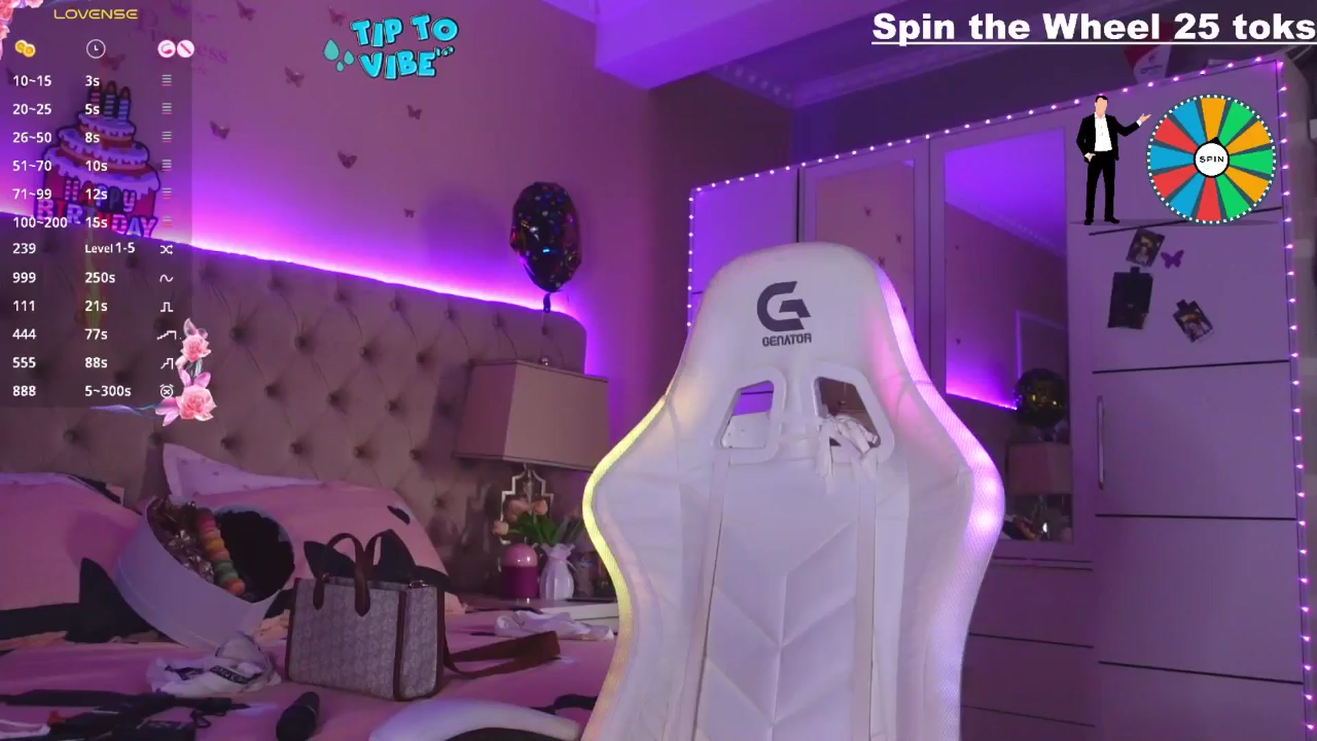 Gallery image thumbnail from AliciaRey's myfreecams stream on, 03/23/2025, 13:17 image 8 of 20