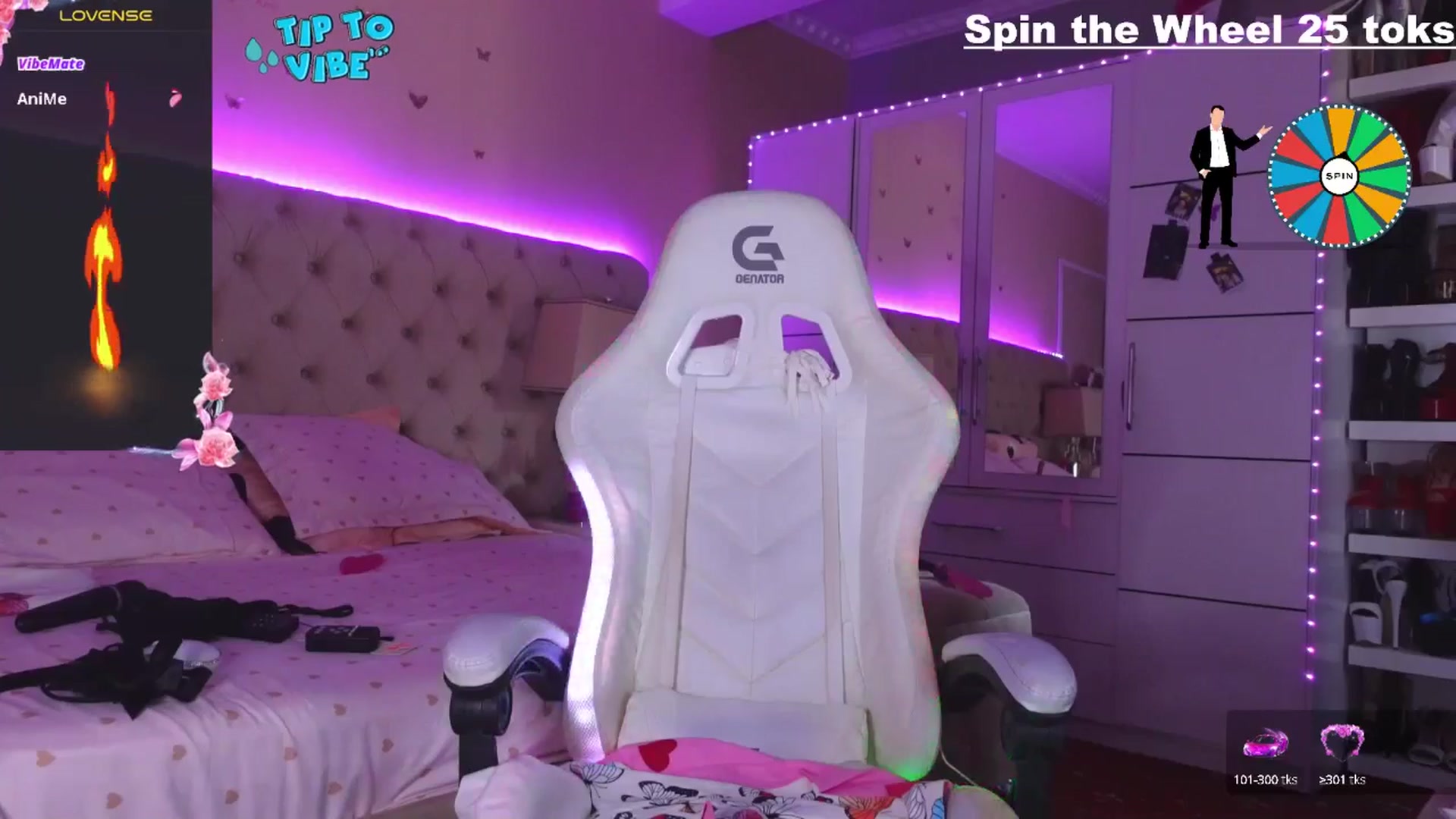 Gallery image thumbnail from AliciaRey's myfreecams stream on, 04/23/2025, 12:30 image 18 of 20