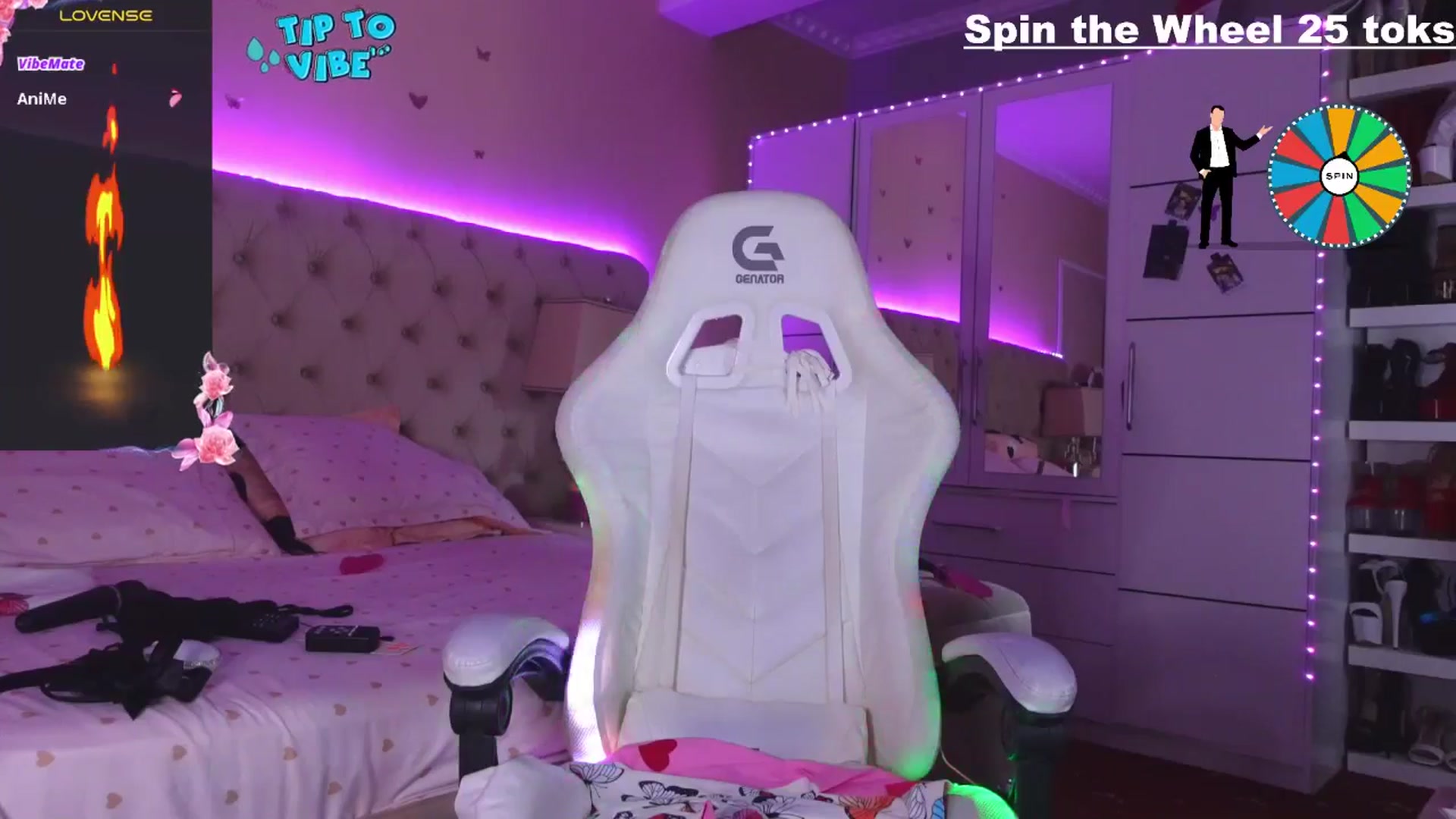 Gallery image thumbnail from AliciaRey's myfreecams stream on, 04/23/2025, 12:30 image 19 of 20
