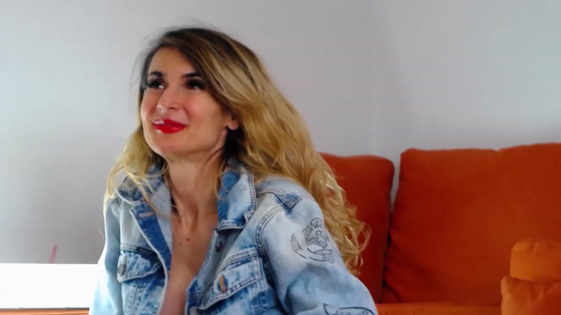 Gallery image thumbnail from Alicia_beggs's myfreecams stream on, 03/29/2023, 11:22 image 20 of 20