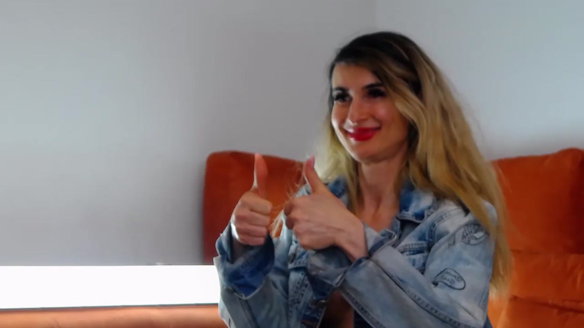 Gallery image thumbnail from Alicia_beggs's myfreecams stream on, 04/08/2023, 15:59 image 15 of 20