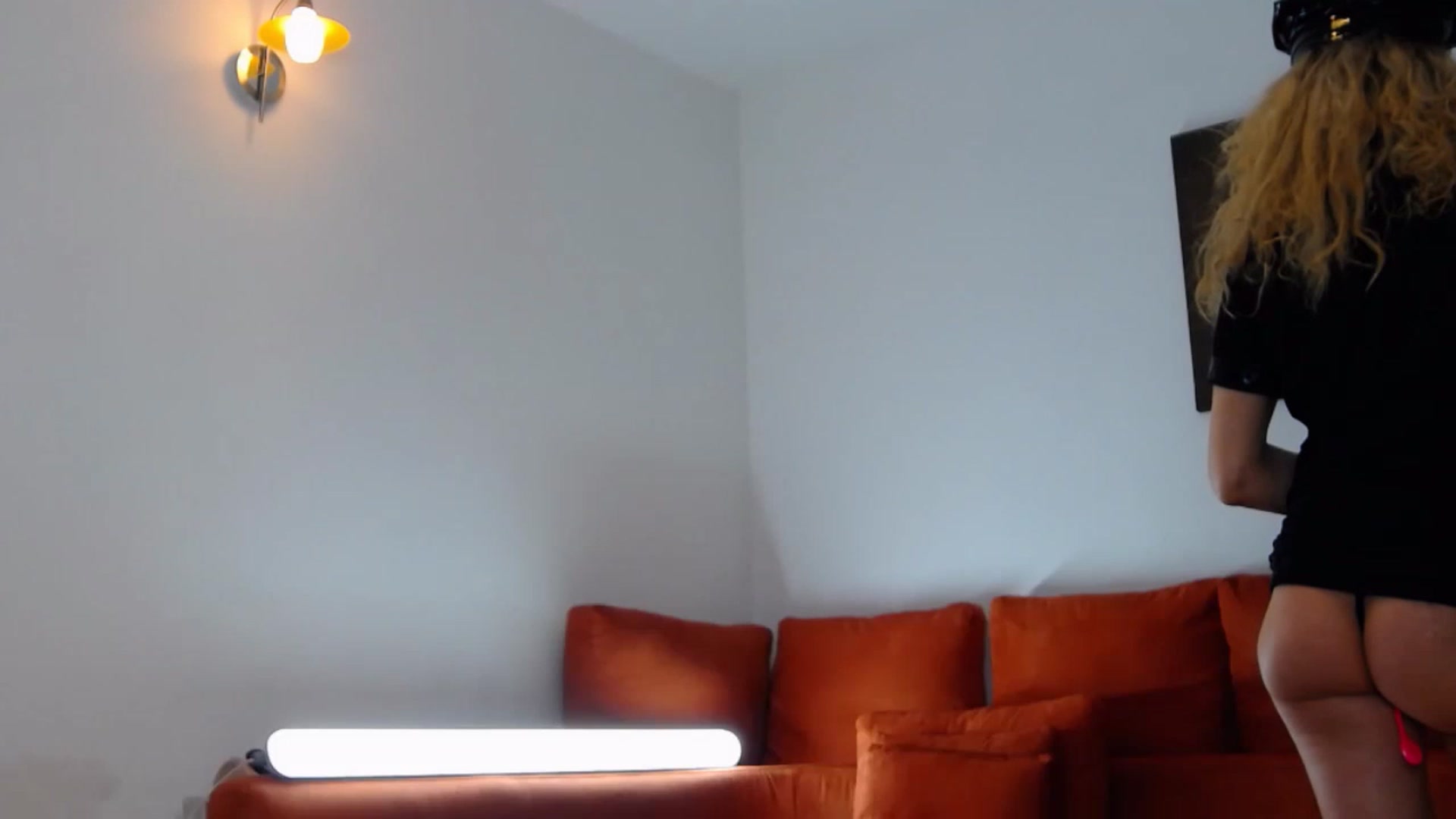 Gallery image thumbnail from Alicia_beggs's myfreecams stream on, 04/09/2023, 20:19 image 19 of 20