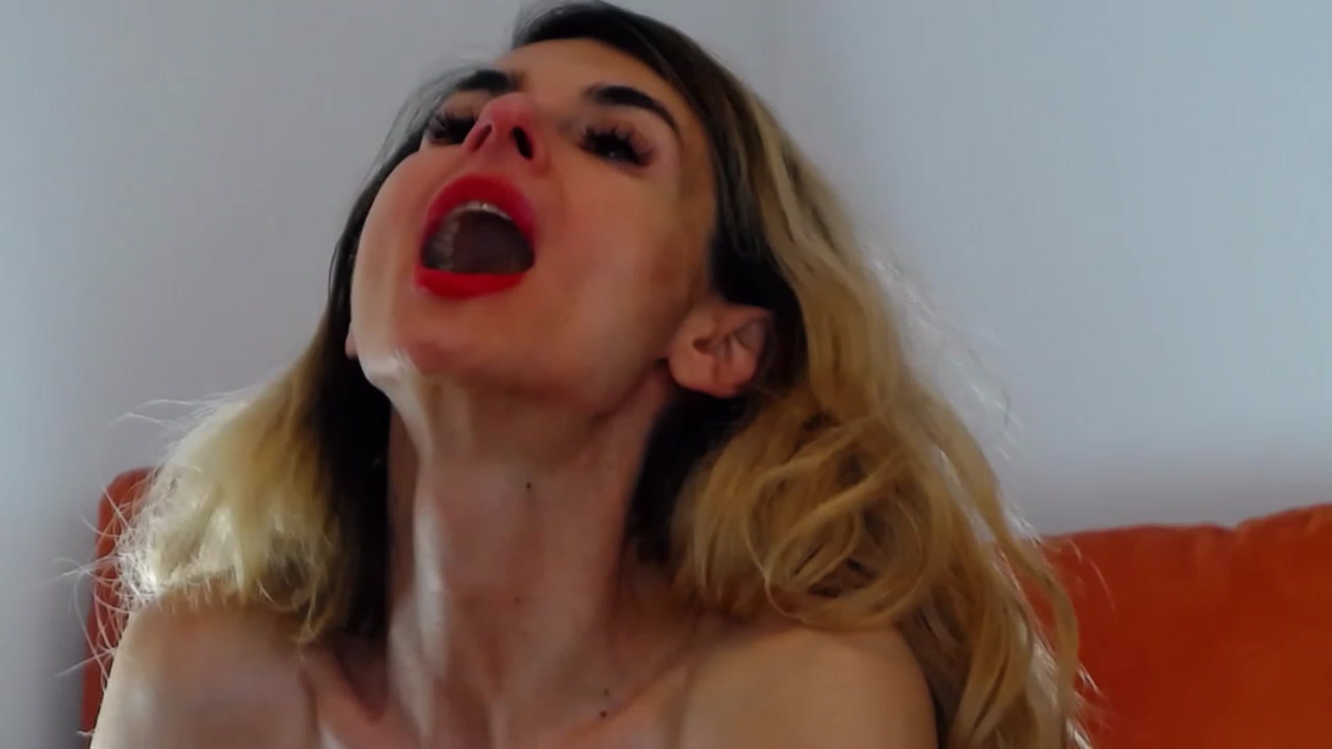 Gallery image thumbnail from Alicia_beggs's myfreecams stream on, 04/22/2023, 13:49 image 13 of 20
