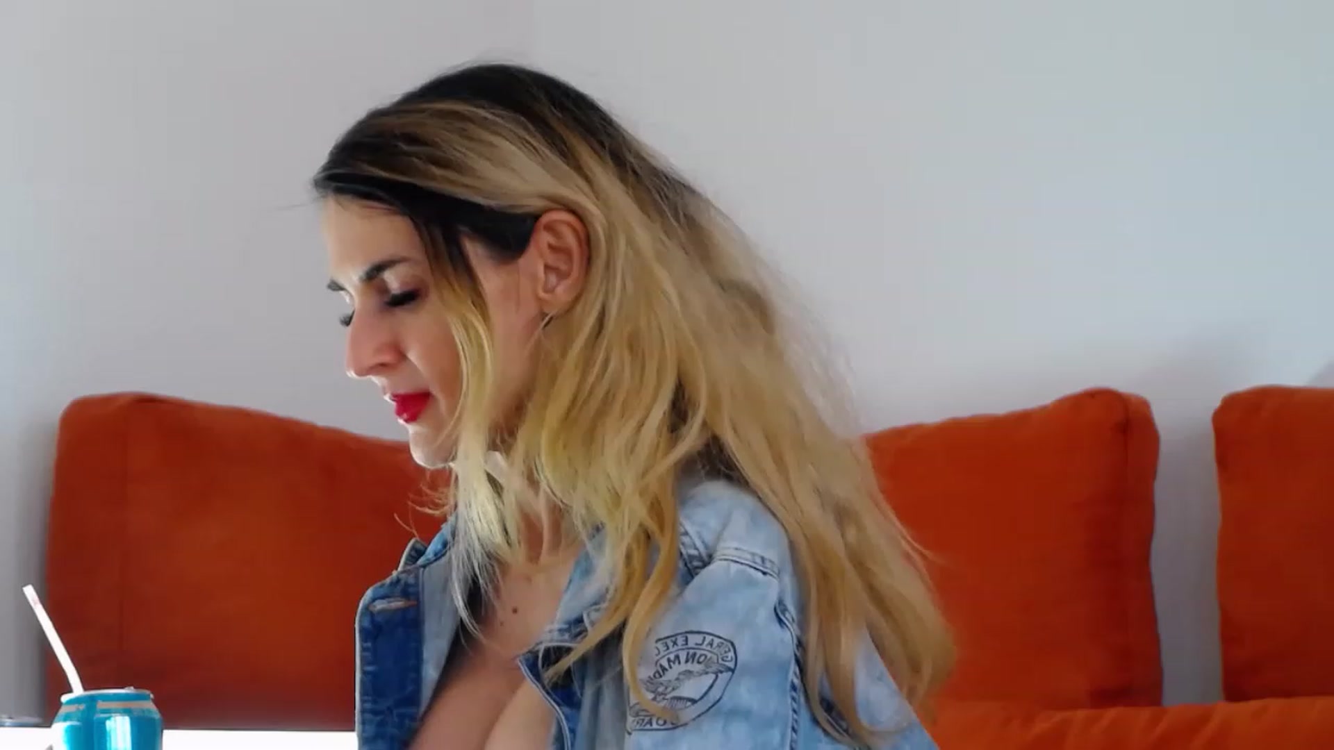 Gallery image thumbnail from Alicia_beggs's myfreecams stream on, 04/24/2023, 07:47 image 17 of 20