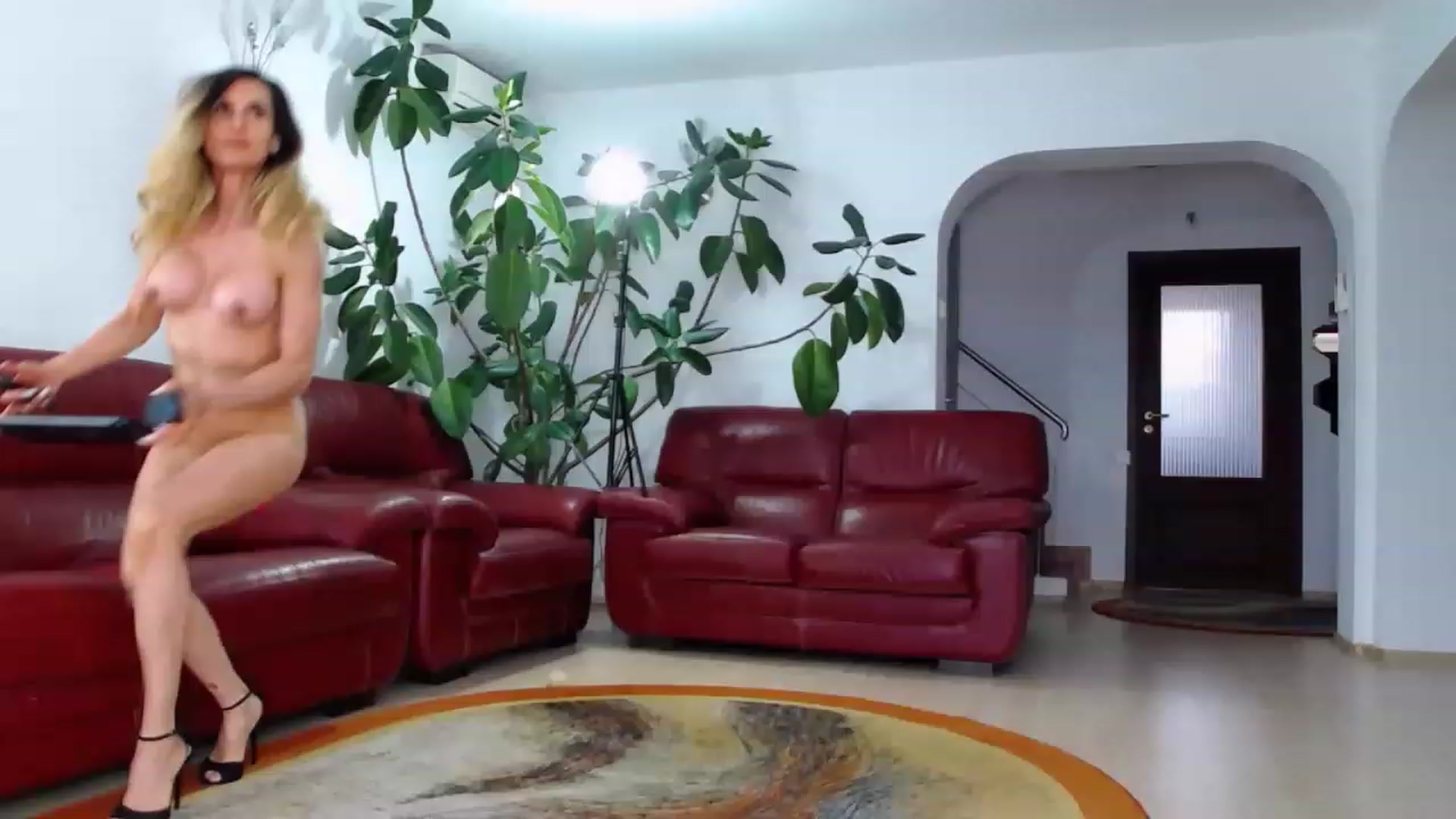 Gallery image thumbnail from Alicia_beggs's myfreecams stream on, 07/30/2023, 12:02 image 10 of 20