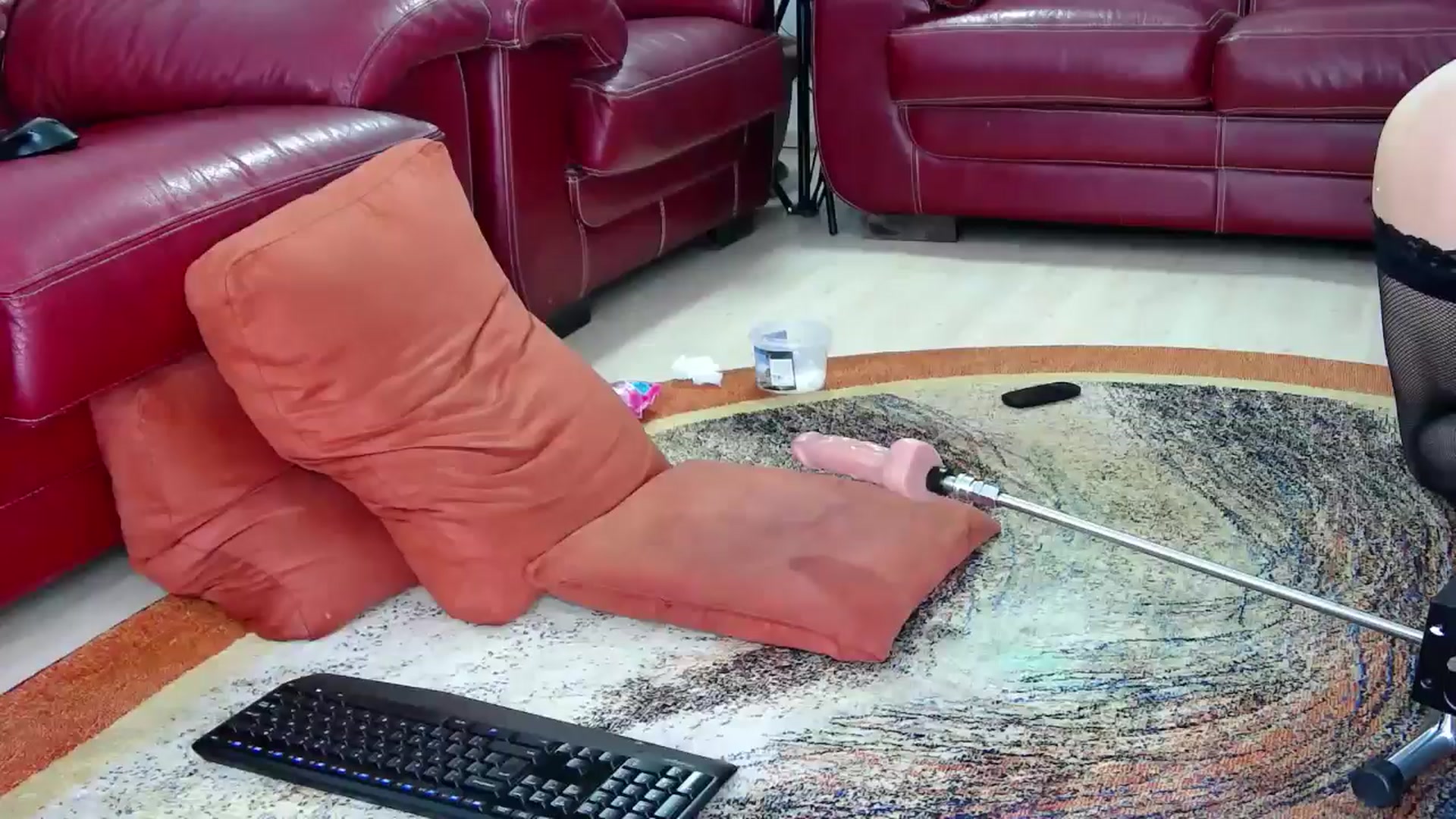 Gallery image thumbnail from Alicia_beggs's myfreecams stream on, 10/13/2024, 11:26 image 10 of 20
