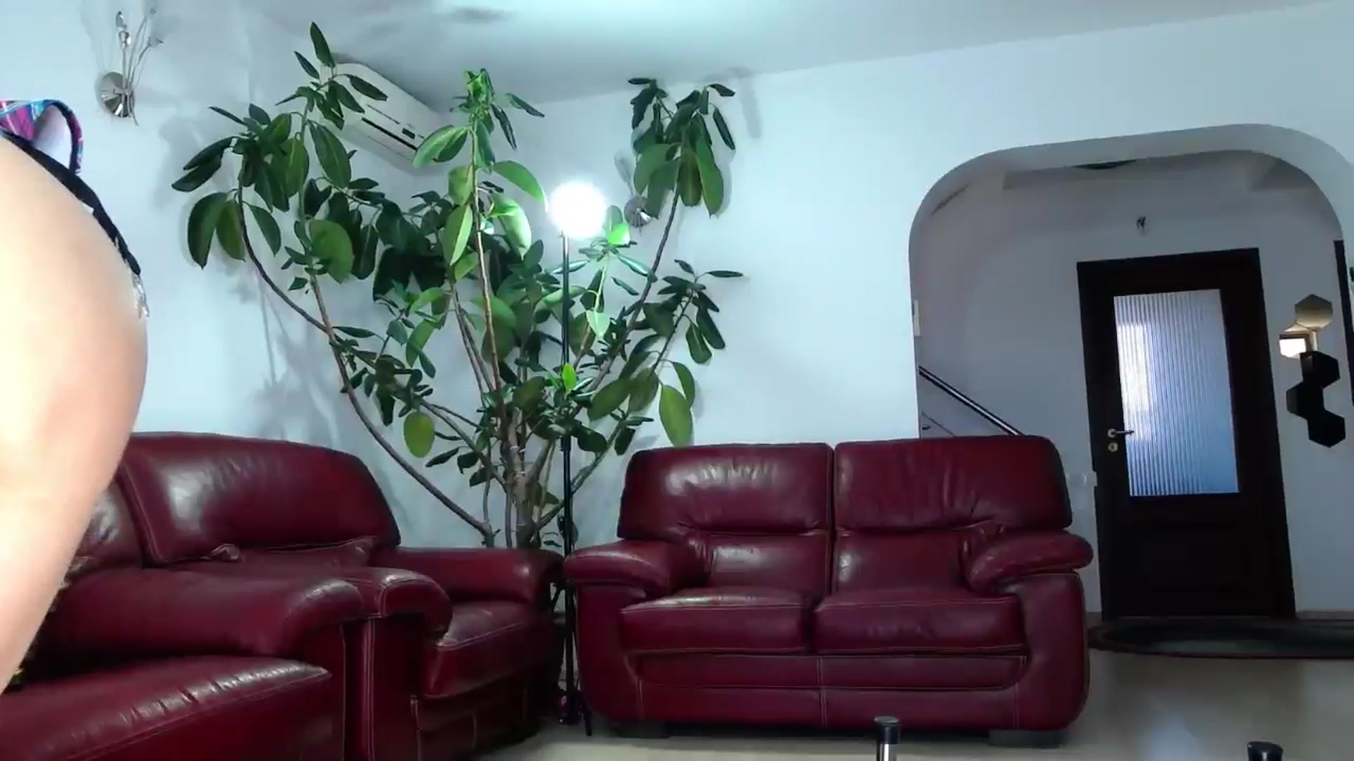 Gallery image thumbnail from Alicia_beggs's myfreecams stream on, 12/18/2024, 11:32 image 7 of 20