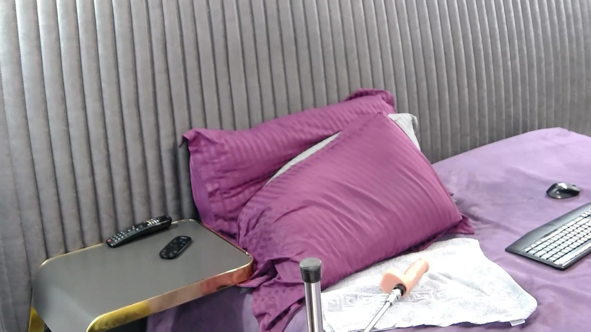 Gallery image thumbnail from Alicia_beggs's myfreecams stream on, 08/04/2025, 10:47 image 13 of 20
