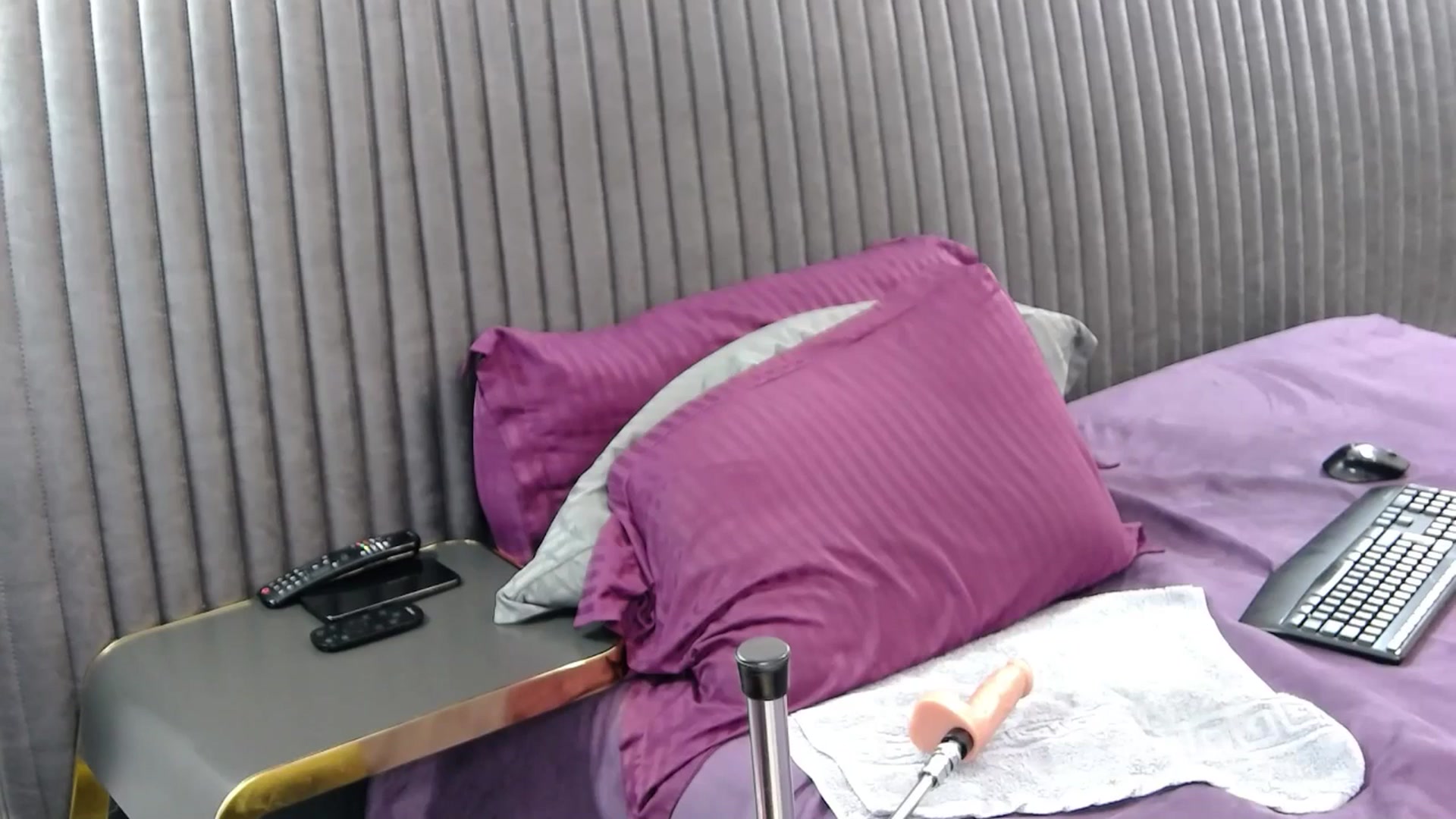 Gallery image thumbnail from Alicia_beggs's myfreecams stream on, 08/04/2025, 10:47 image 20 of 20