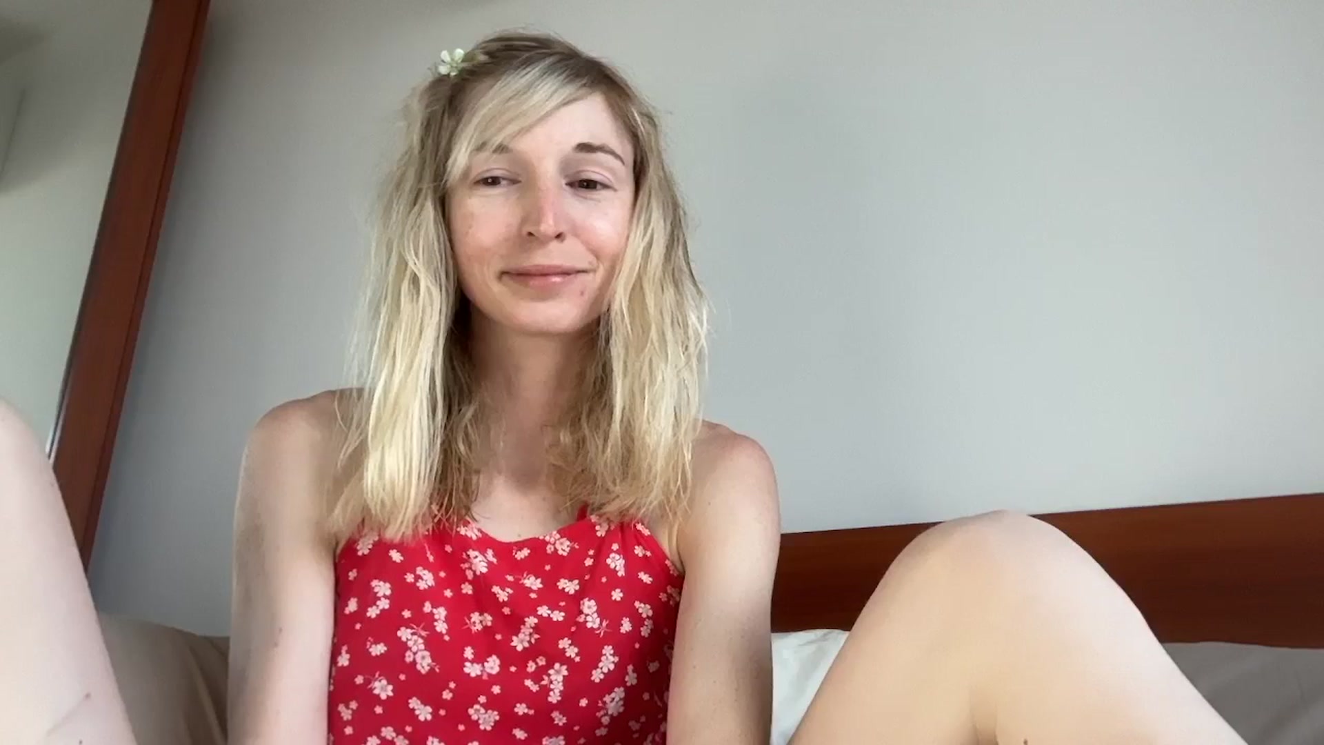 Gallery image thumbnail from Alielli's myfreecams stream on, 12/07/2025, 10:25 image 7 of 20