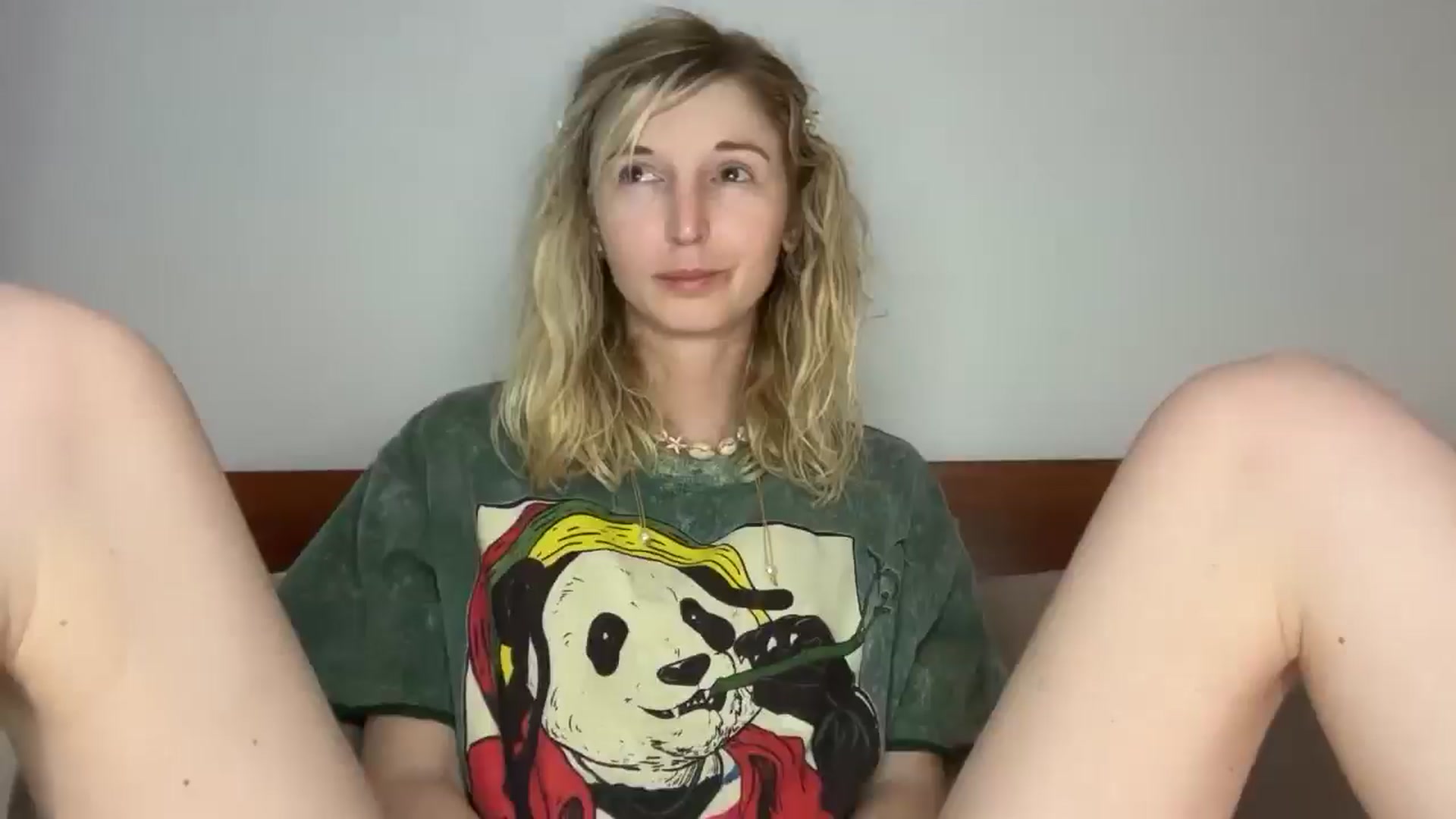 Gallery image thumbnail from Alielli's myfreecams stream on, 12/27/2025, 13:25 image 16 of 20