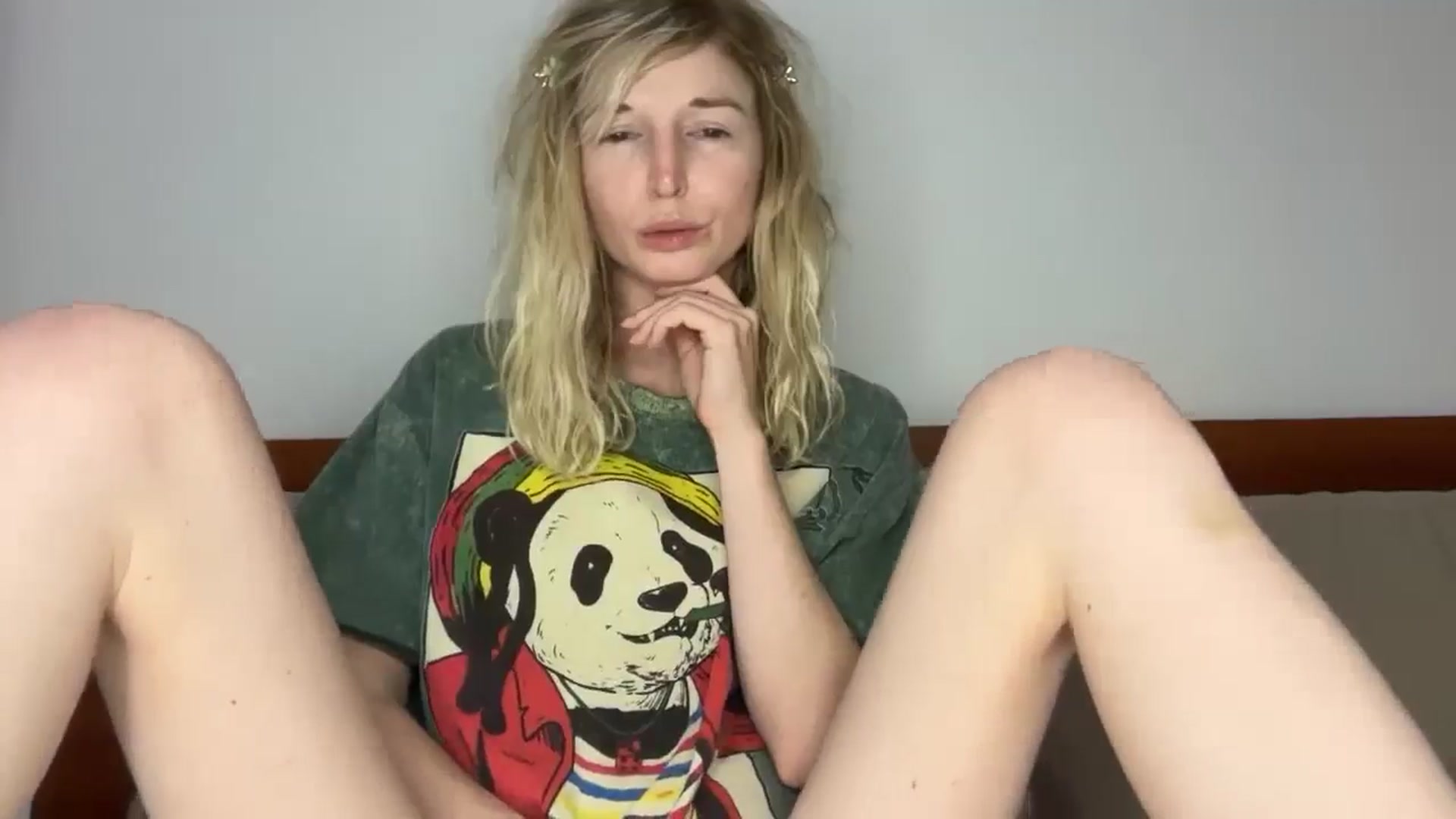 Gallery image thumbnail from Alielli's myfreecams stream on, 12/30/2025, 15:00 image 9 of 20