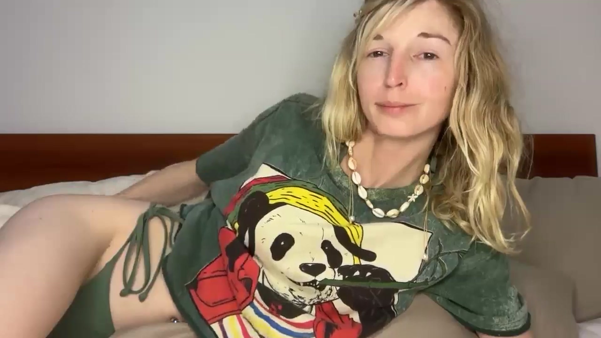Gallery image thumbnail from Alielli's myfreecams stream on, 01/03/2026, 14:25 image 5 of 20