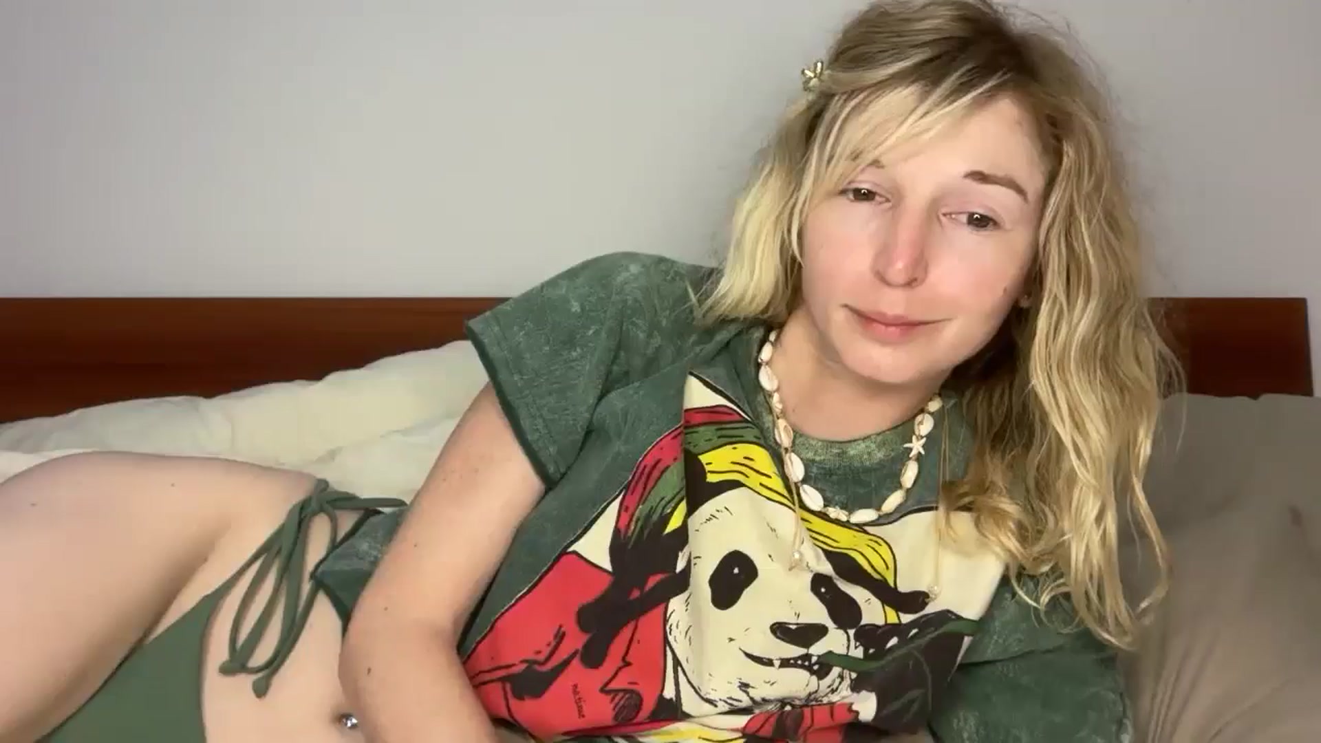 Gallery image thumbnail from Alielli's myfreecams stream on, 01/03/2026, 14:25 image 19 of 20