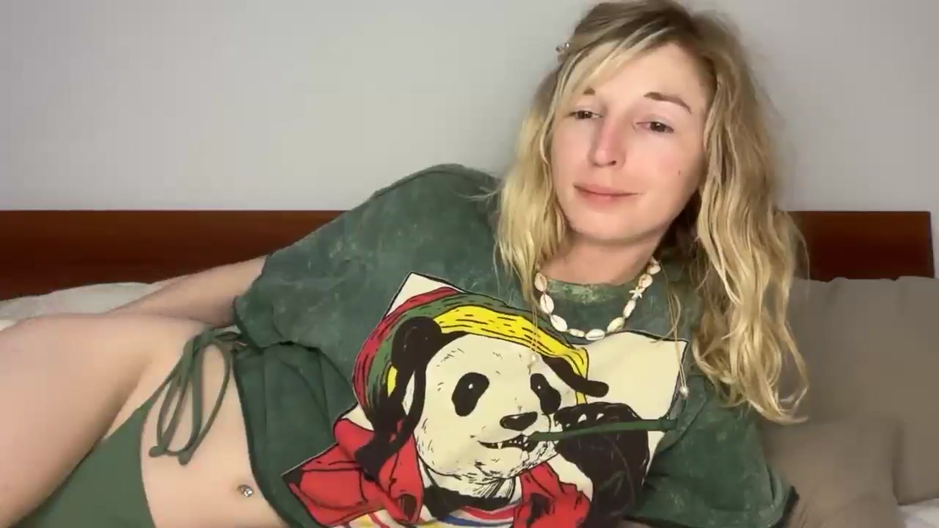 Gallery image thumbnail from Alielli's myfreecams stream on, 01/03/2026, 14:25 image 11 of 20