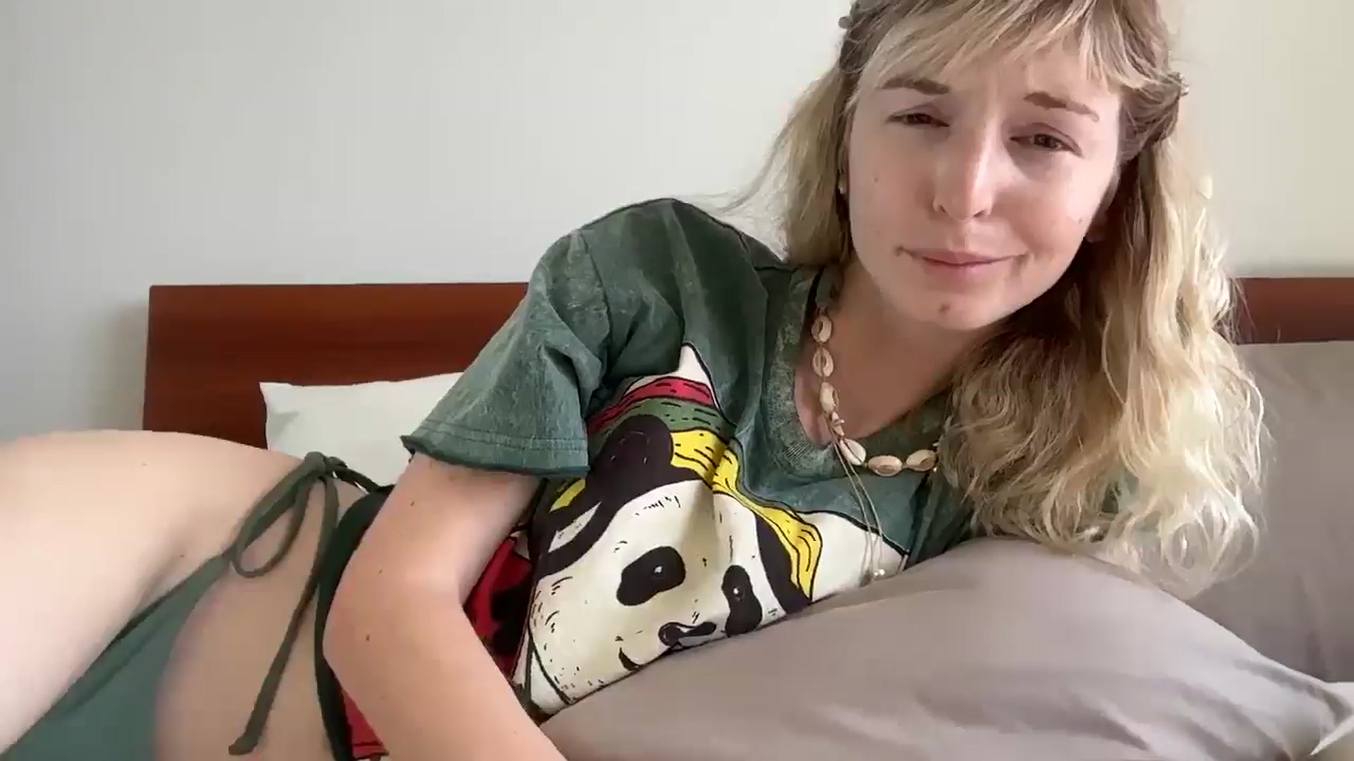 Gallery image thumbnail from Alielli's myfreecams stream on, 01/26/2026, 04:25 image 11 of 20