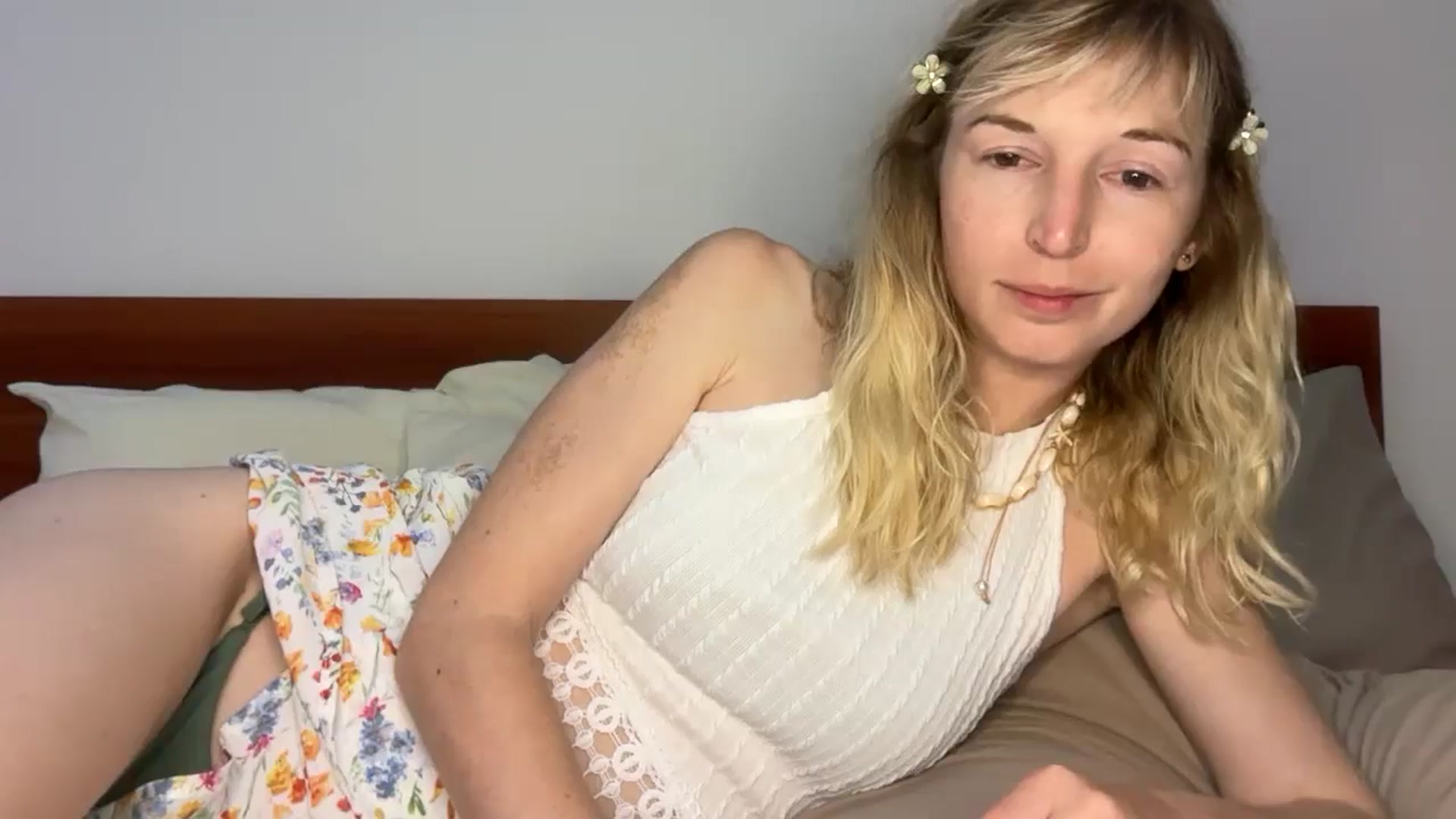 Gallery image thumbnail from Alielli's myfreecams stream on, 02/03/2026, 14:41 image 16 of 20