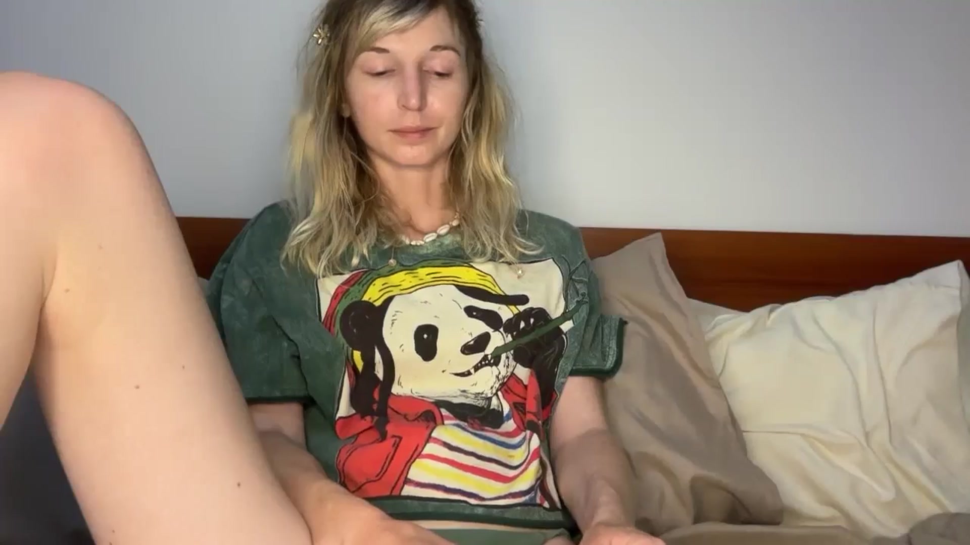 Gallery image thumbnail from Alielli's myfreecams stream on, 02/05/2026, 15:11 image 10 of 20
