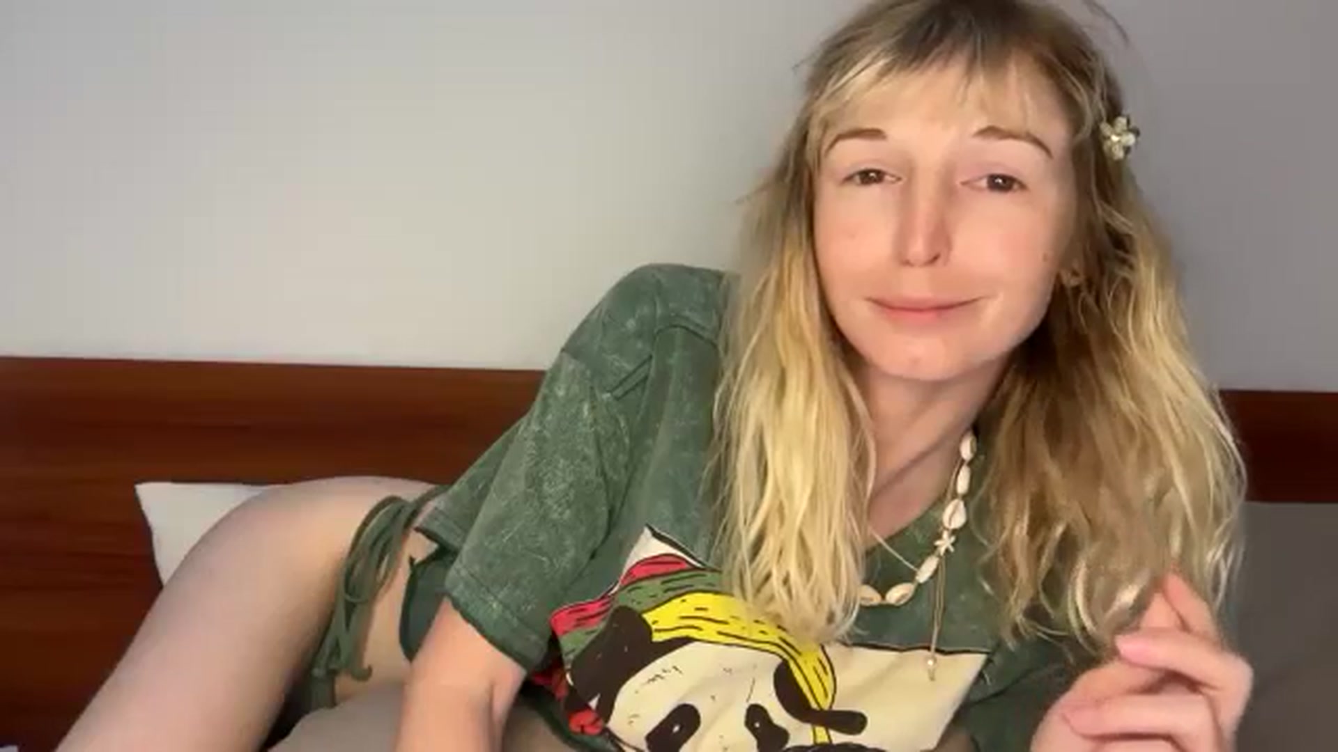 Gallery image thumbnail from Alielli's myfreecams stream on, 02/08/2026, 14:07 image 19 of 20