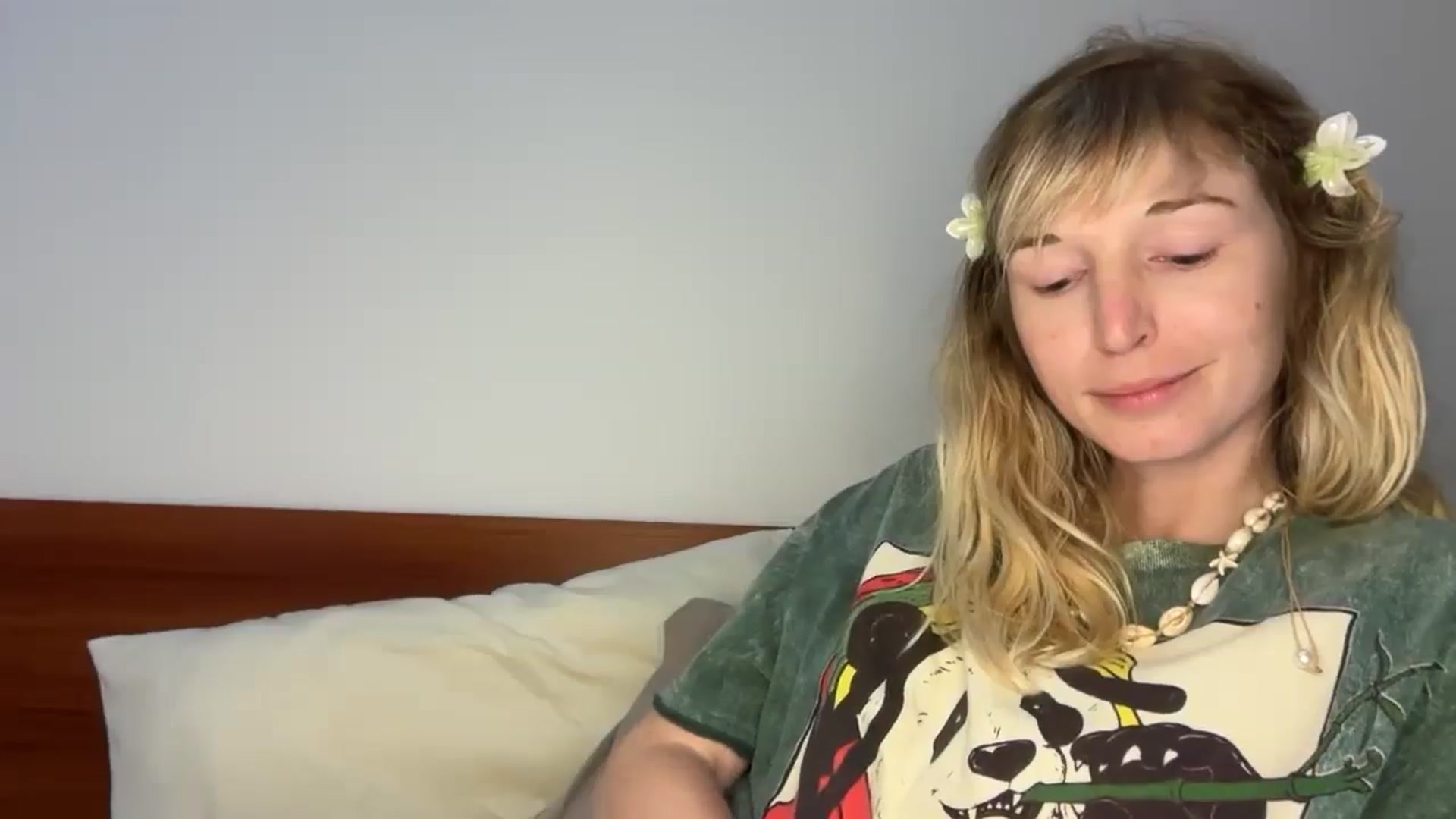 Gallery image thumbnail from Alielli's myfreecams stream on, 02/08/2026, 14:07 image 12 of 20