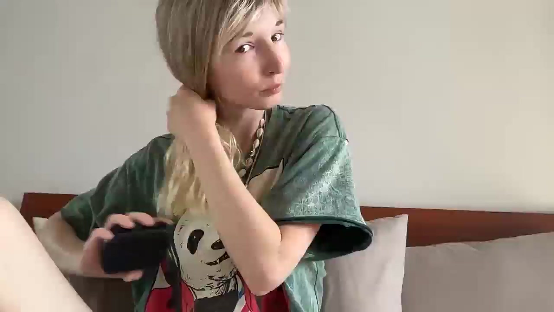 Gallery image thumbnail from Alielli's myfreecams stream on, 02/09/2026, 03:12 image 2 of 20