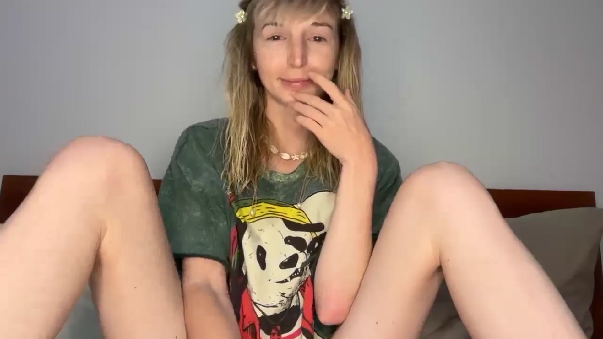 Gallery image thumbnail from Alielli's myfreecams stream on, 02/09/2026, 13:57 image 4 of 20