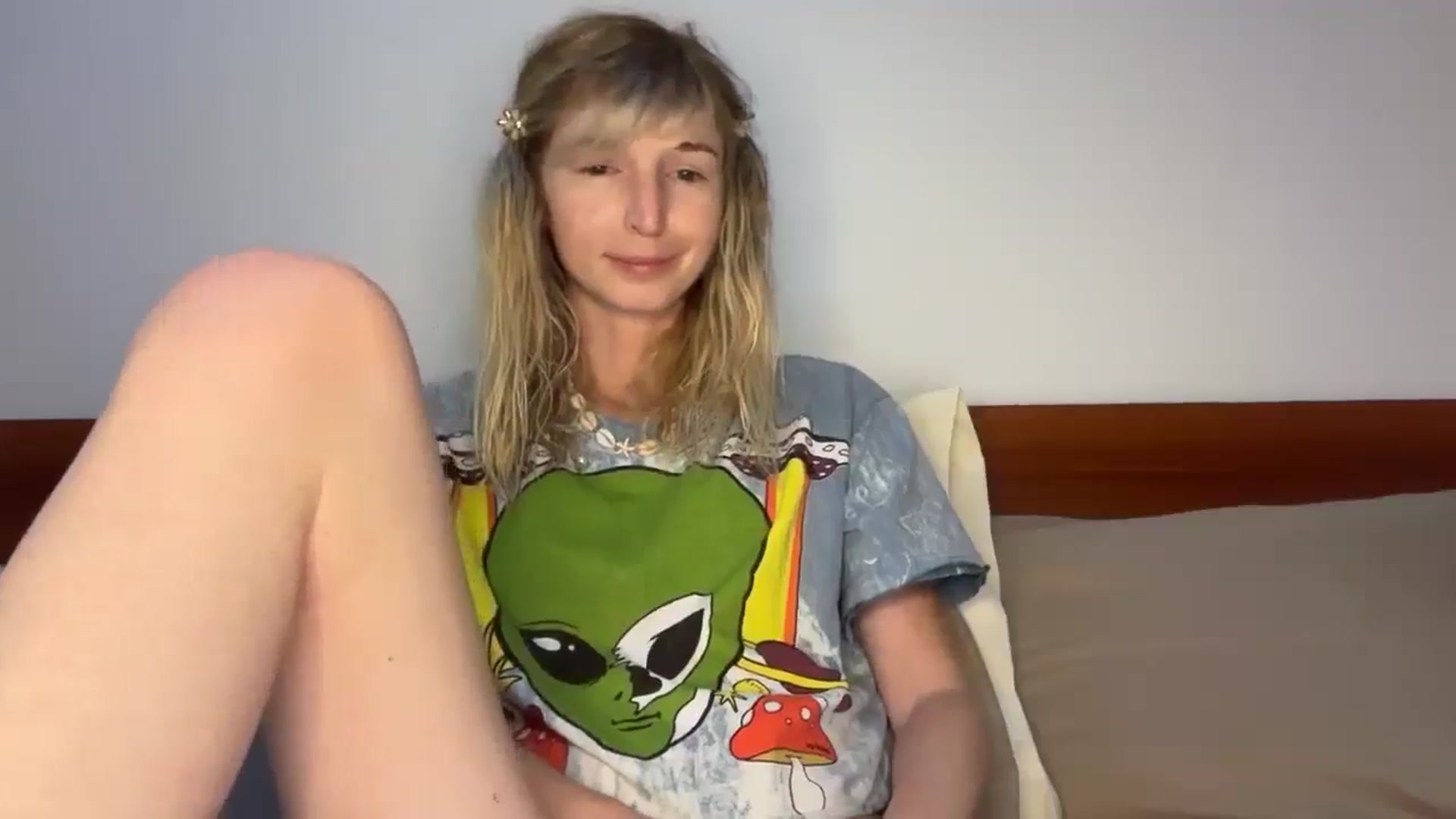 Gallery image thumbnail from Alielli's myfreecams stream on, 02/15/2026, 14:42 image 10 of 20