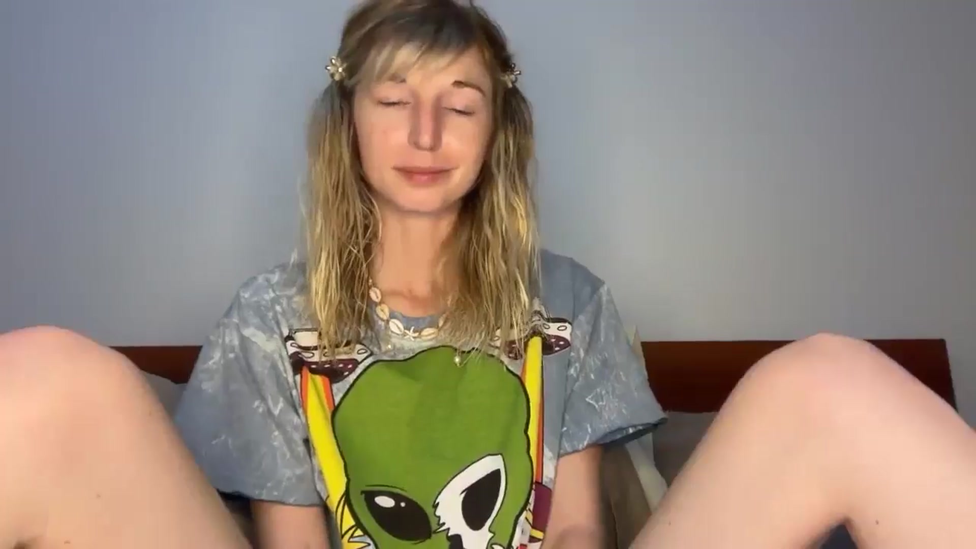Gallery image thumbnail from Alielli's myfreecams stream on, 02/15/2026, 14:42 image 3 of 20