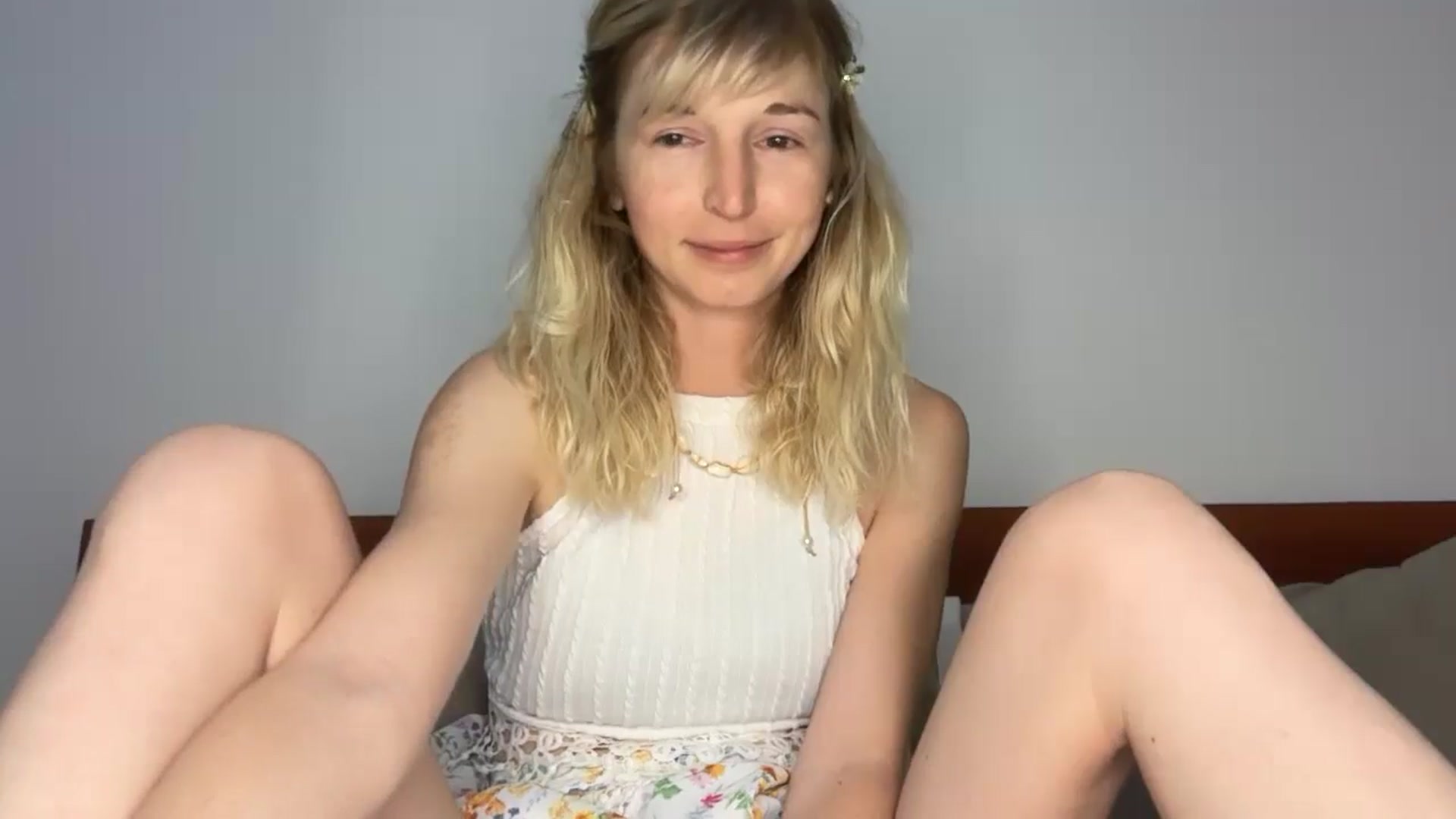 Gallery image thumbnail from Alielli's myfreecams stream on, 02/16/2026, 14:11 image 3 of 20