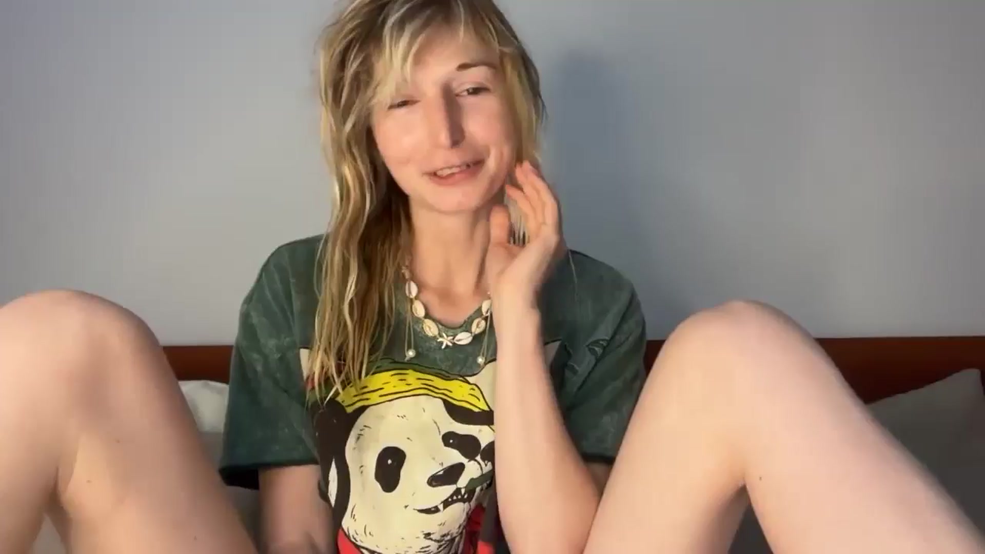 Gallery image thumbnail from Alielli's myfreecams stream on, 02/19/2026, 14:08 image 1 of 20
