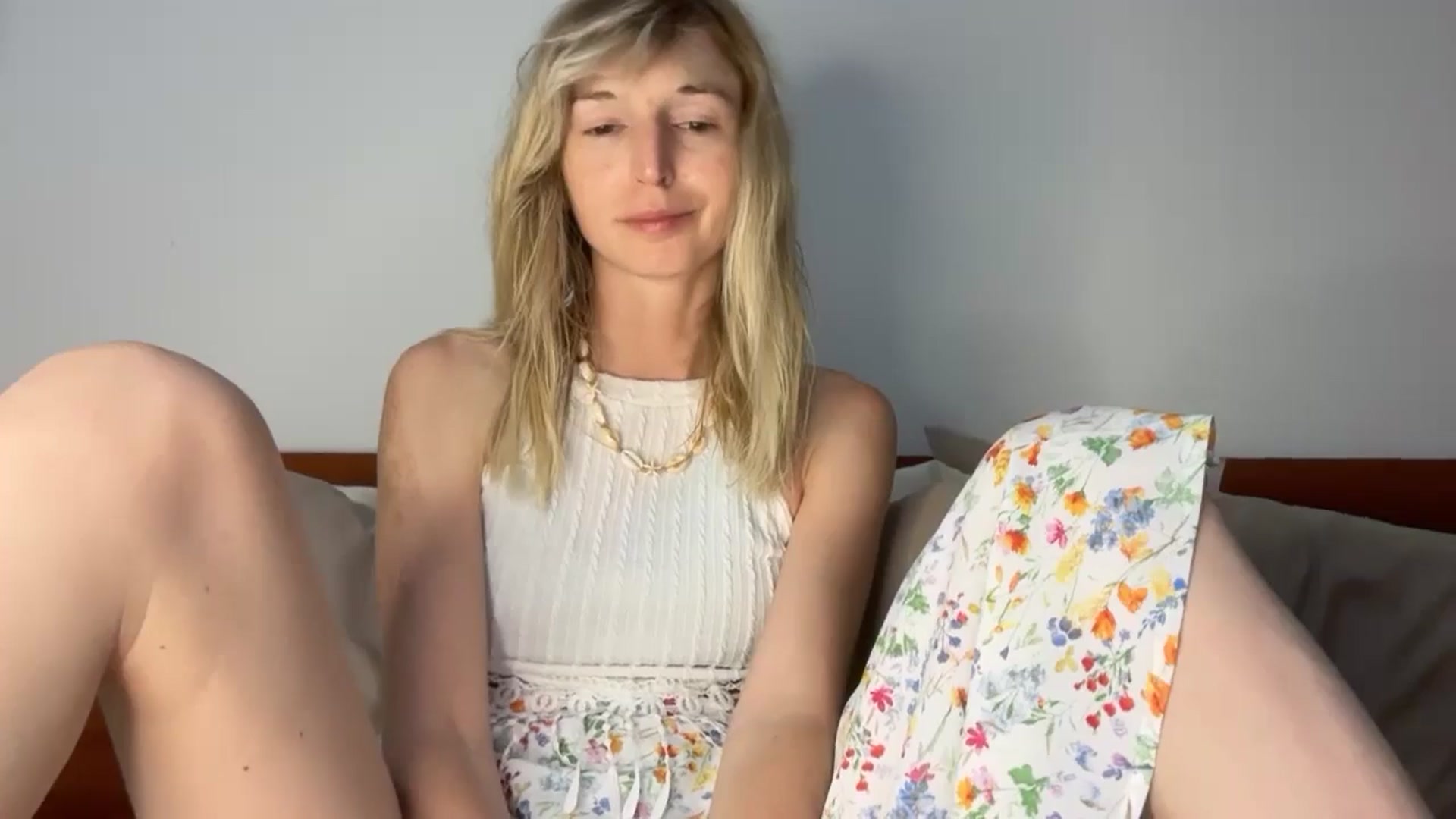Gallery image thumbnail from Alielli's myfreecams stream on, 02/21/2026, 14:07 image 6 of 20
