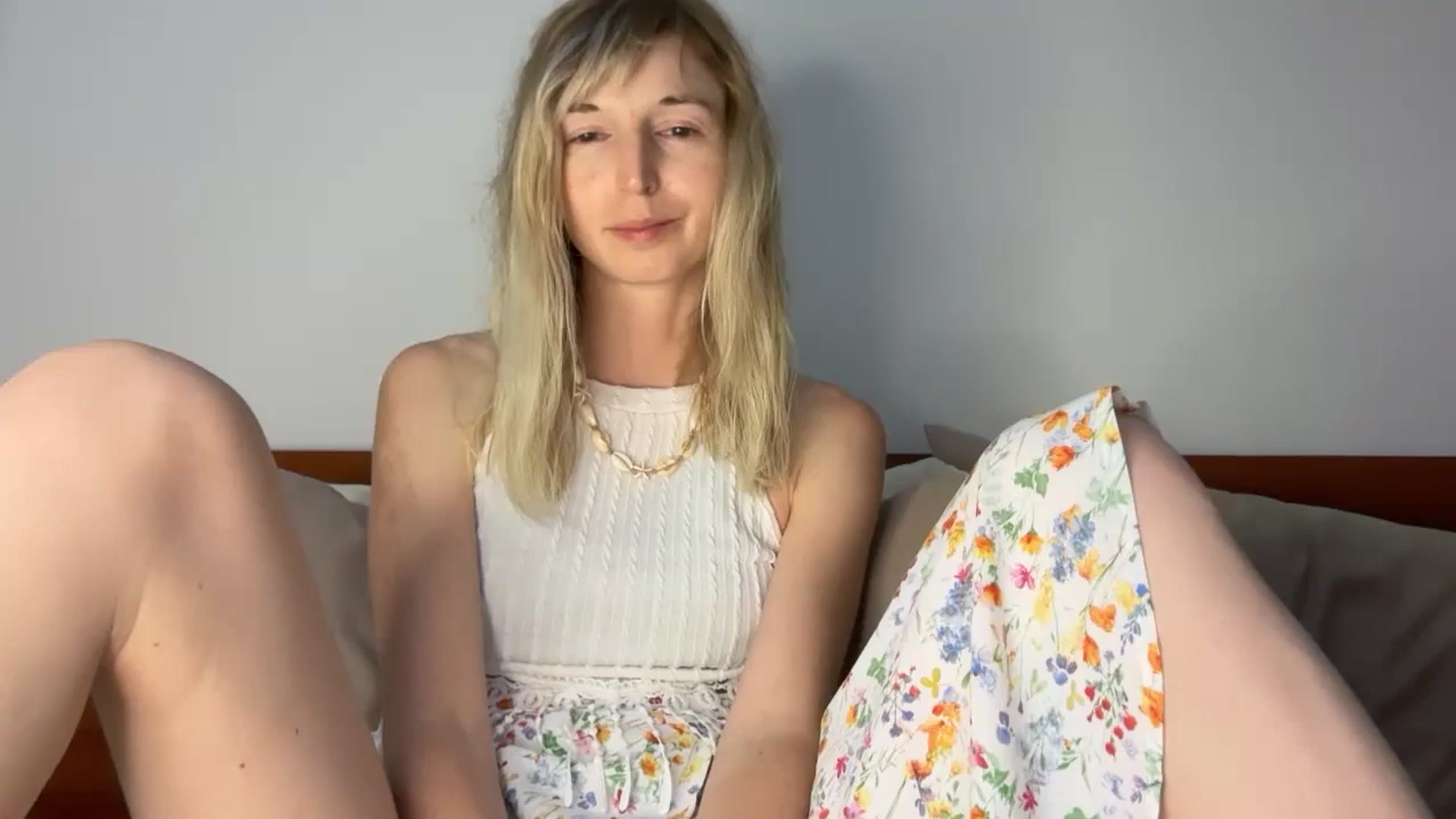 Gallery image thumbnail from Alielli's myfreecams stream on, 02/21/2026, 14:07 image 10 of 20