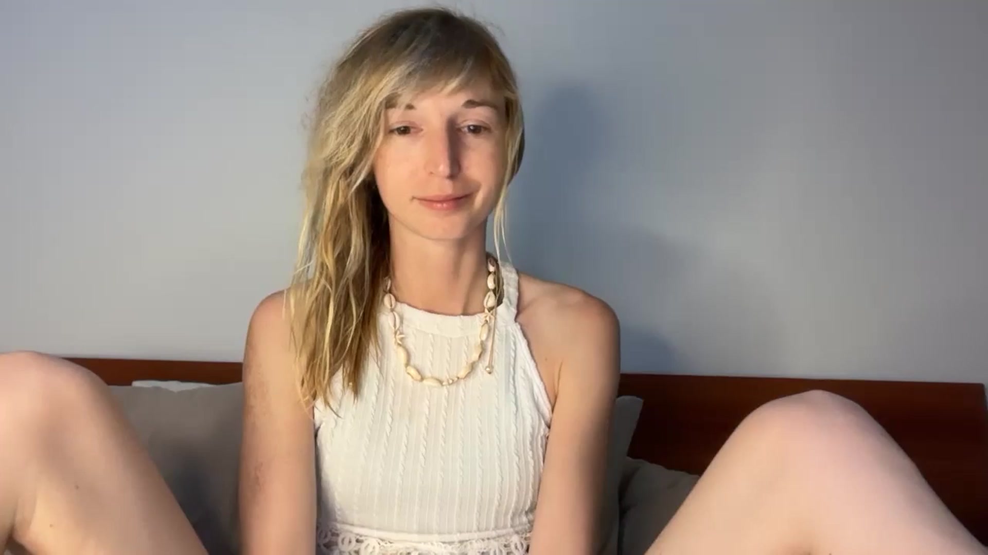 Gallery image thumbnail from Alielli's myfreecams stream on, 02/22/2026, 14:08 image 3 of 20