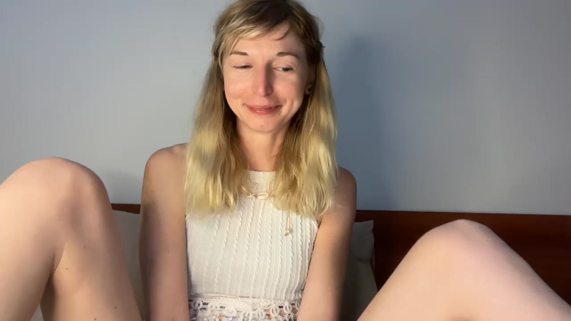 Gallery image thumbnail from Alielli's myfreecams stream on, 02/24/2026, 14:07 image 10 of 20